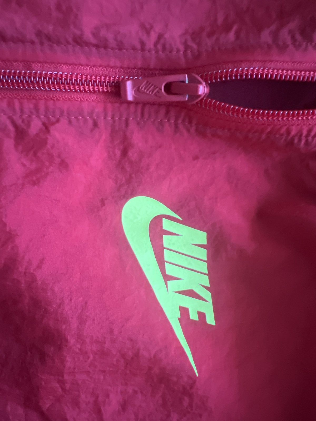Nike 90’s Vintage Lightweight Red & Black Spray Jacket (Mens XL) Size US XL / EU 56 / 4 - 9 Thumbnail