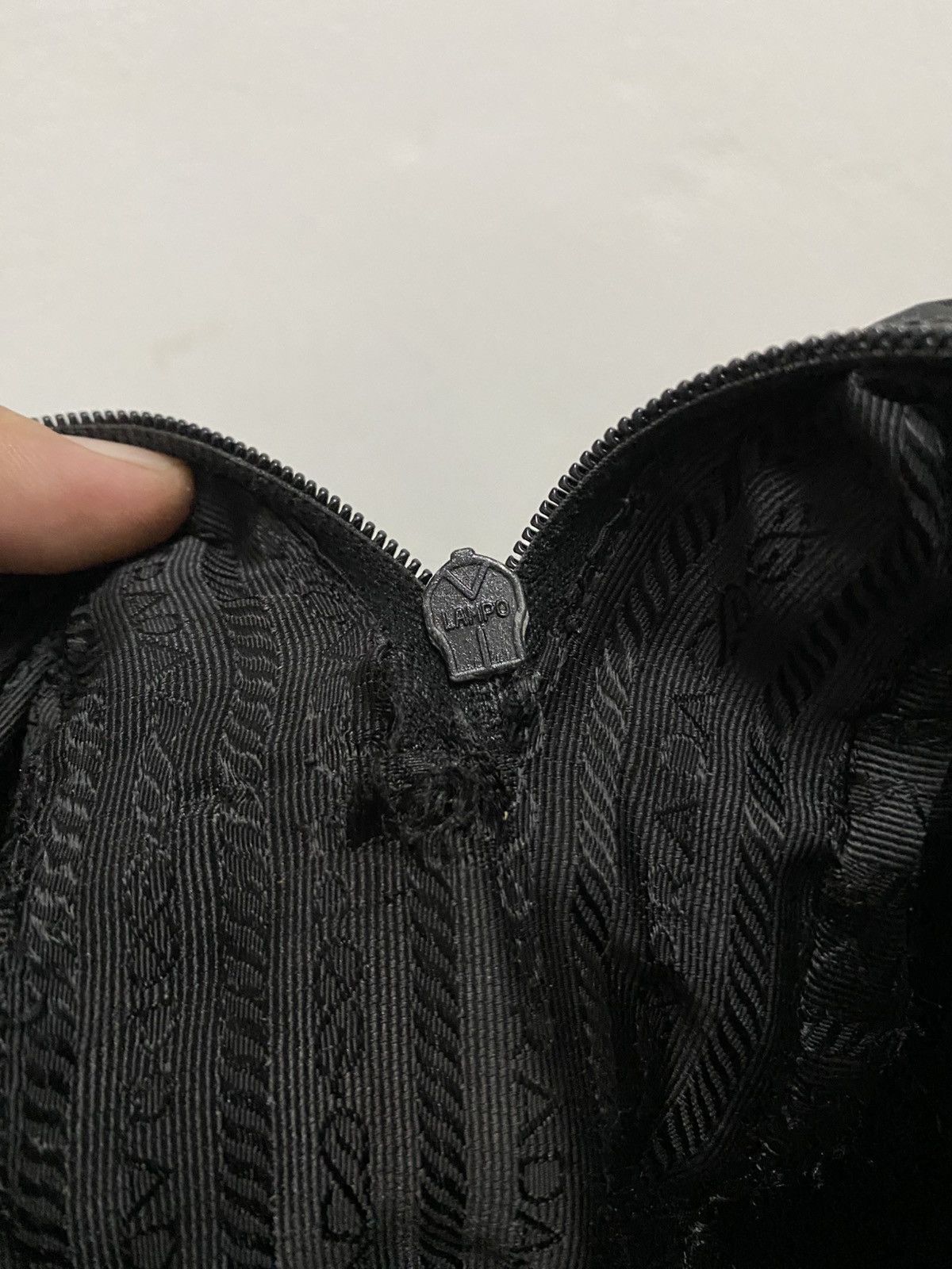 Prada Offer Prada tessuto Shoulder Bag Nylon Size ONE SIZE - 8 Thumbnail