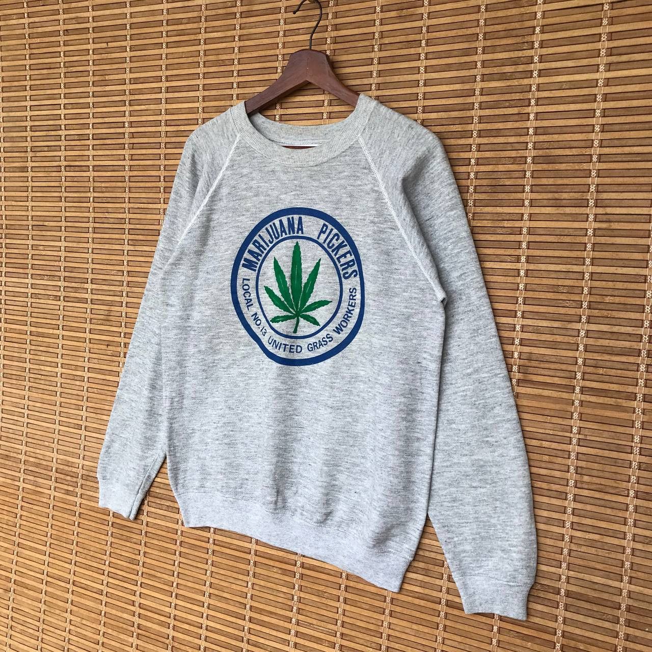 Vintage RARE 80s VINTAGE MARIJUANA PICKERS CREWNECK SWEATSHIRT Size US M / EU 48-50 / 2 - 3 Thumbnail