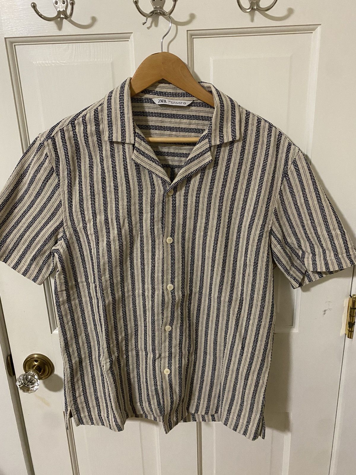 Zara Zara button up camp collar shirt Size US M / EU 48-50 / 2 - 1 Thumbnail