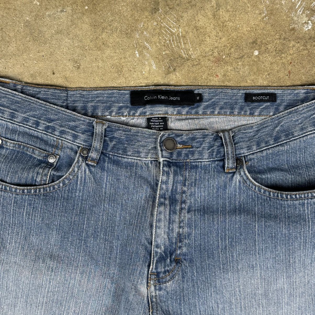 Calvin Klein Y2K Calvin Klein Jeans Bootcut Women’s Size 12 Blue Denim Size 33" - 5 Thumbnail
