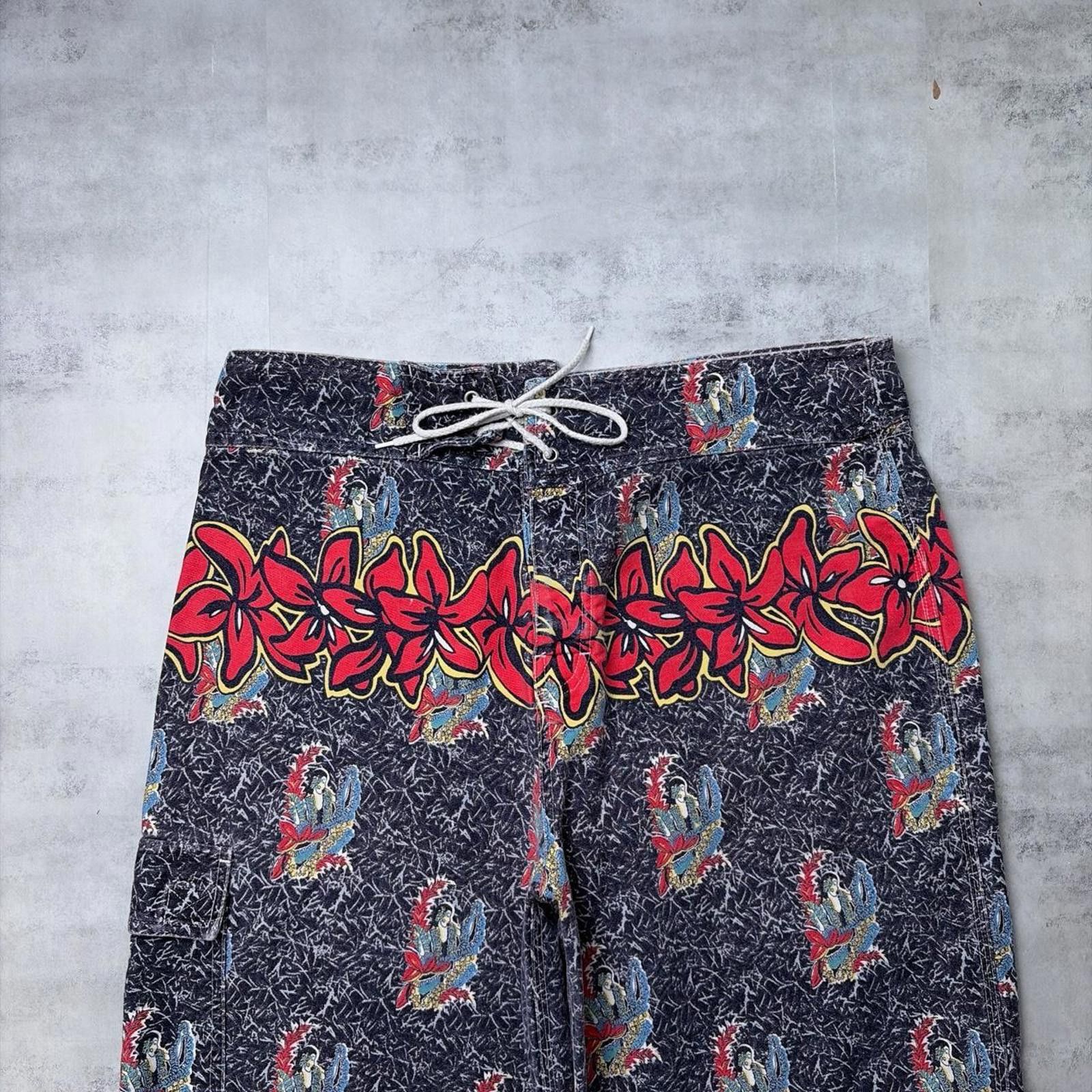 Other Vintage 90’s Vintage American Hawaiian Surfwear Baggy Shorts Size US 34 / EU 50 - 2 Thumbnail