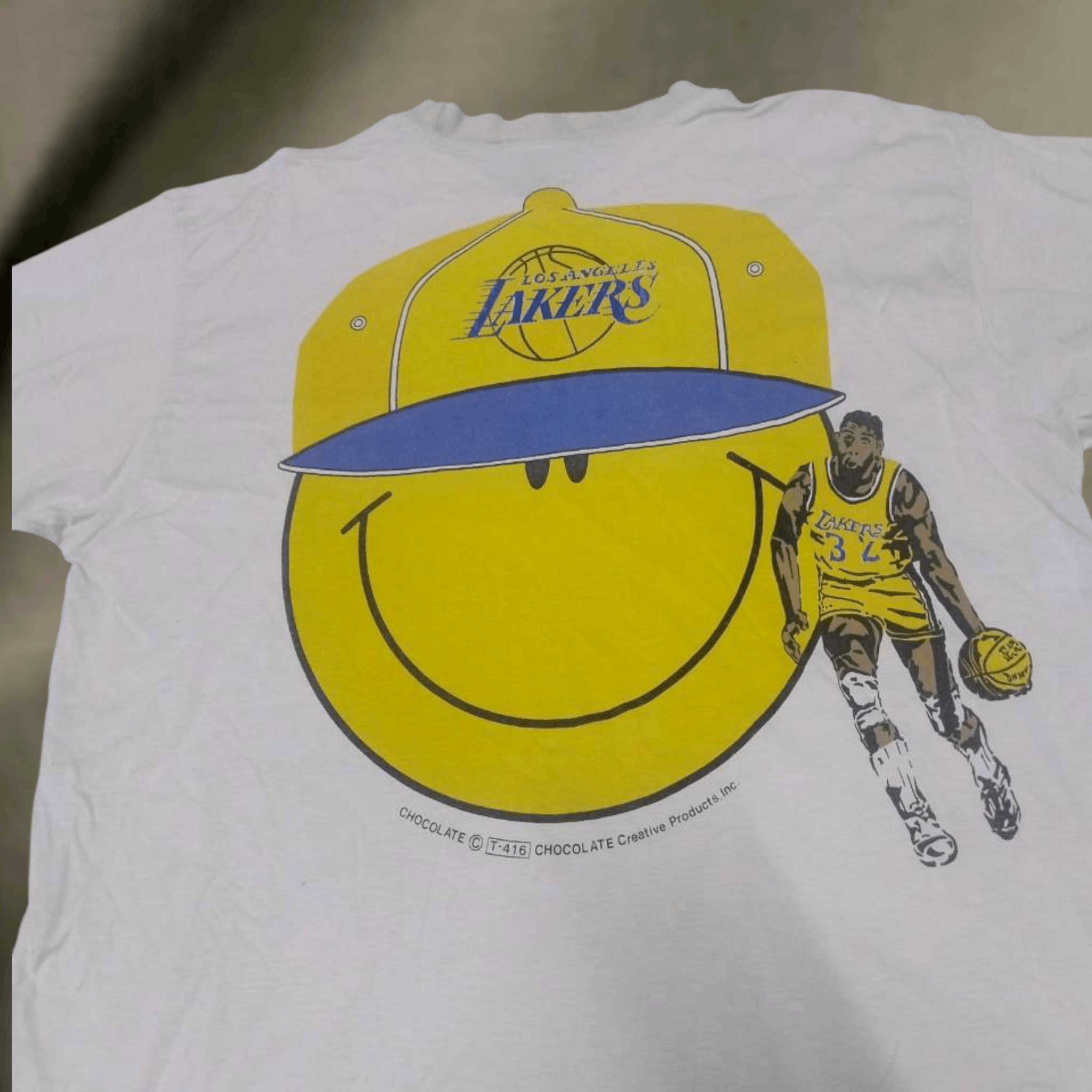 Vintage *RARE* LA Lakers magic johnson smileys white t-shirts Size US L / EU 52-54 / 3 - 1 Thumbnail