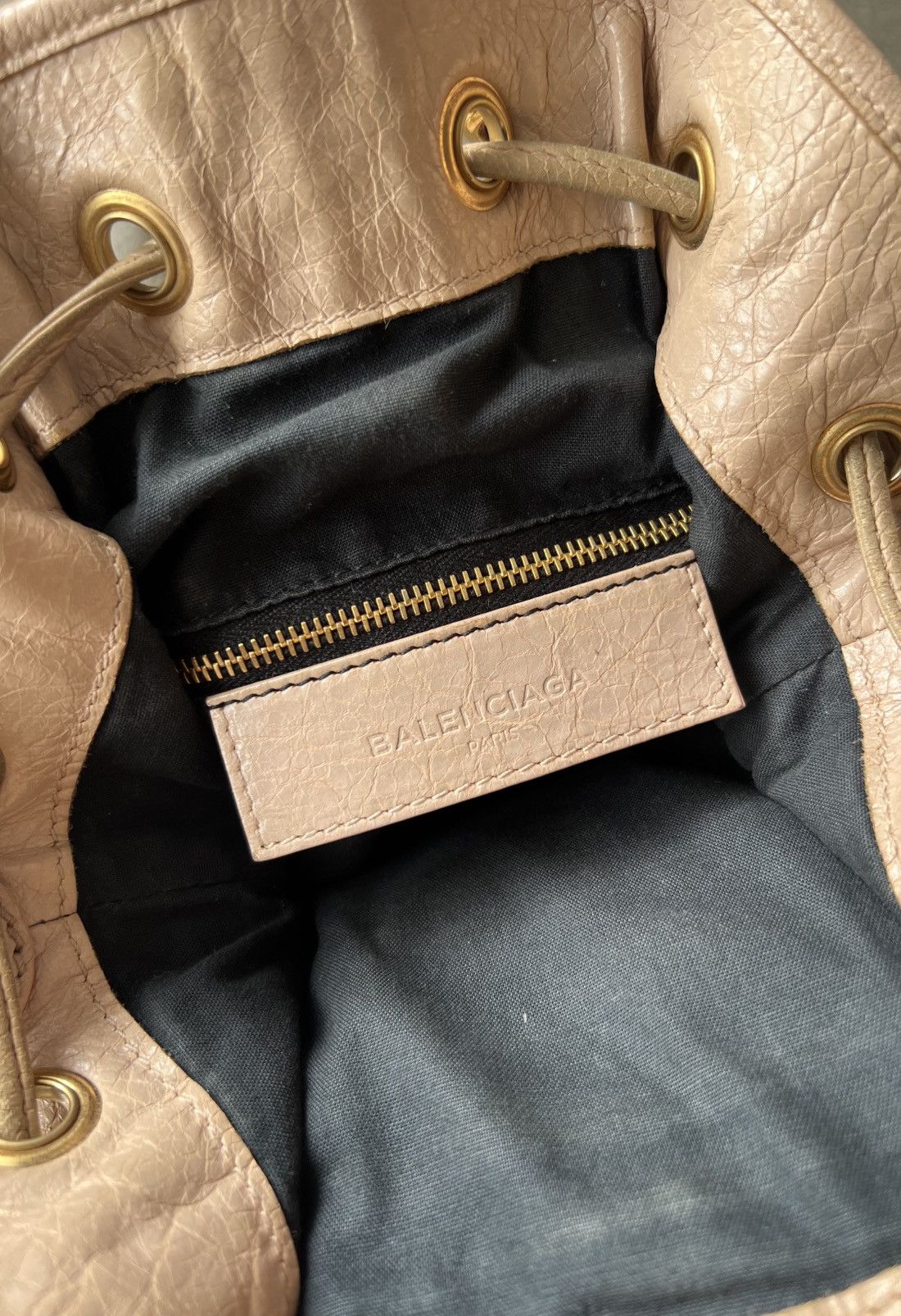 Balenciaga Balenciaga - Motocross Giant 21 Pompon Leather Bucket Bag Size ONE SIZE - 12 Thumbnail