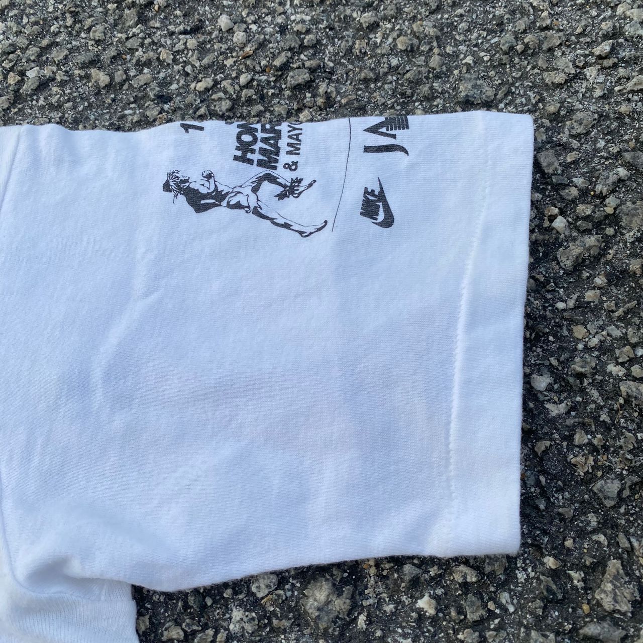 Nike Vintage 1995 Nike Jal Honolulu Marathon Mayor Walk Tshirt Size US S / EU 44-46 / 1 - 6 Thumbnail
