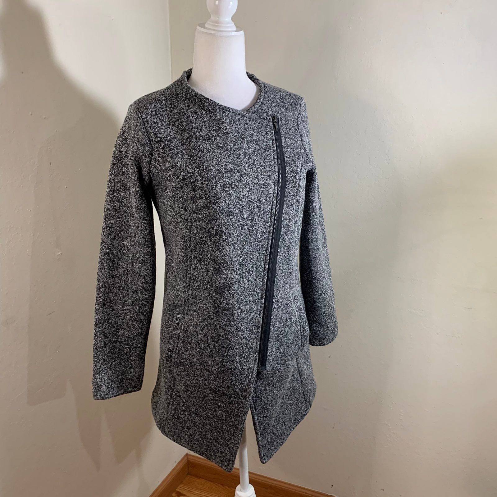 Banana Republic Banana Republic Gray Jacket size S Size S / US 4 / IT 40 - 5 Thumbnail