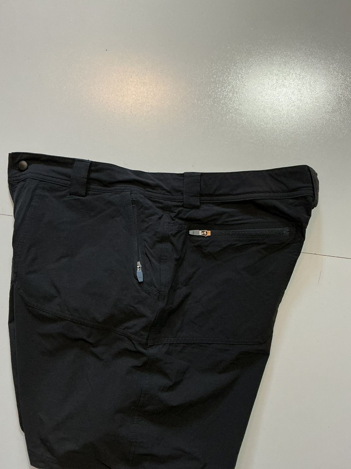 L.L. Bean L.L. Bean SunSmart Black Mountain Bike Cycling Liner Shorts Size US 38 / EU 54 - 9 Thumbnail
