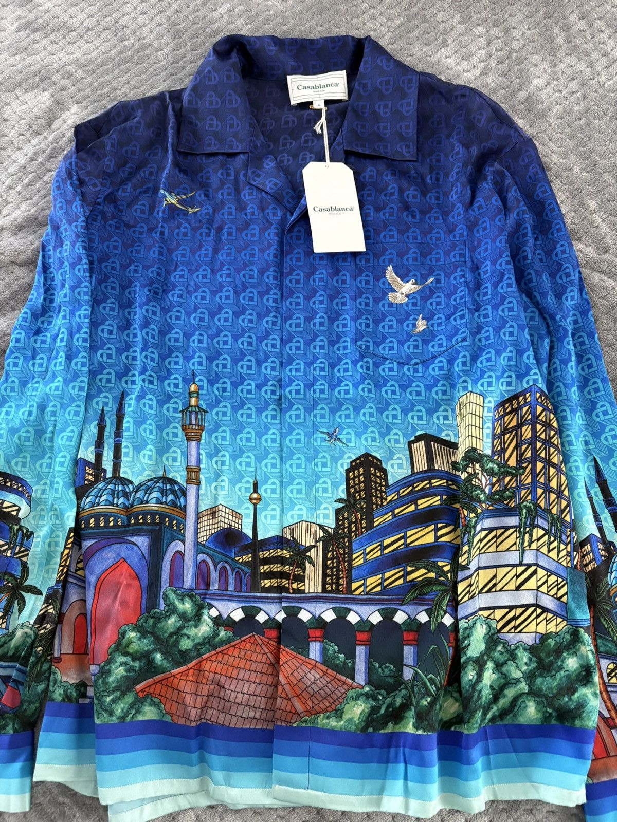 Casablanca Casablanca - The Night View Silk Shirt Size US M / EU 48-50 / 2 - 3 Thumbnail