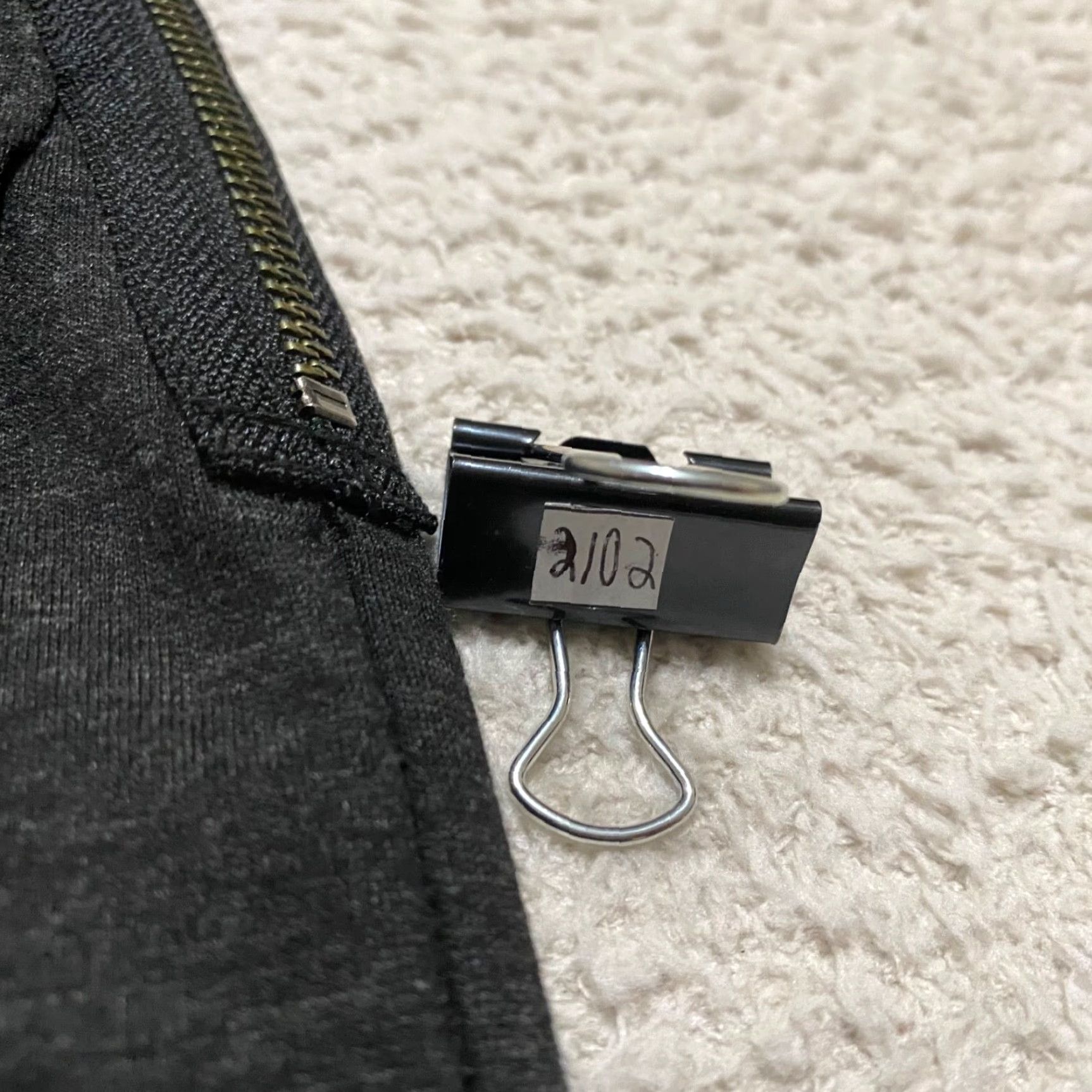 Vintage Cabi Skirt Womens 2 Gray Stretch Ponte Faux Wrap Pencil Straight & Pencil Style Fall Spring Summer 2 Gray Womens Skirt Size 26" / US 2 / IT 38 - 8 Thumbnail