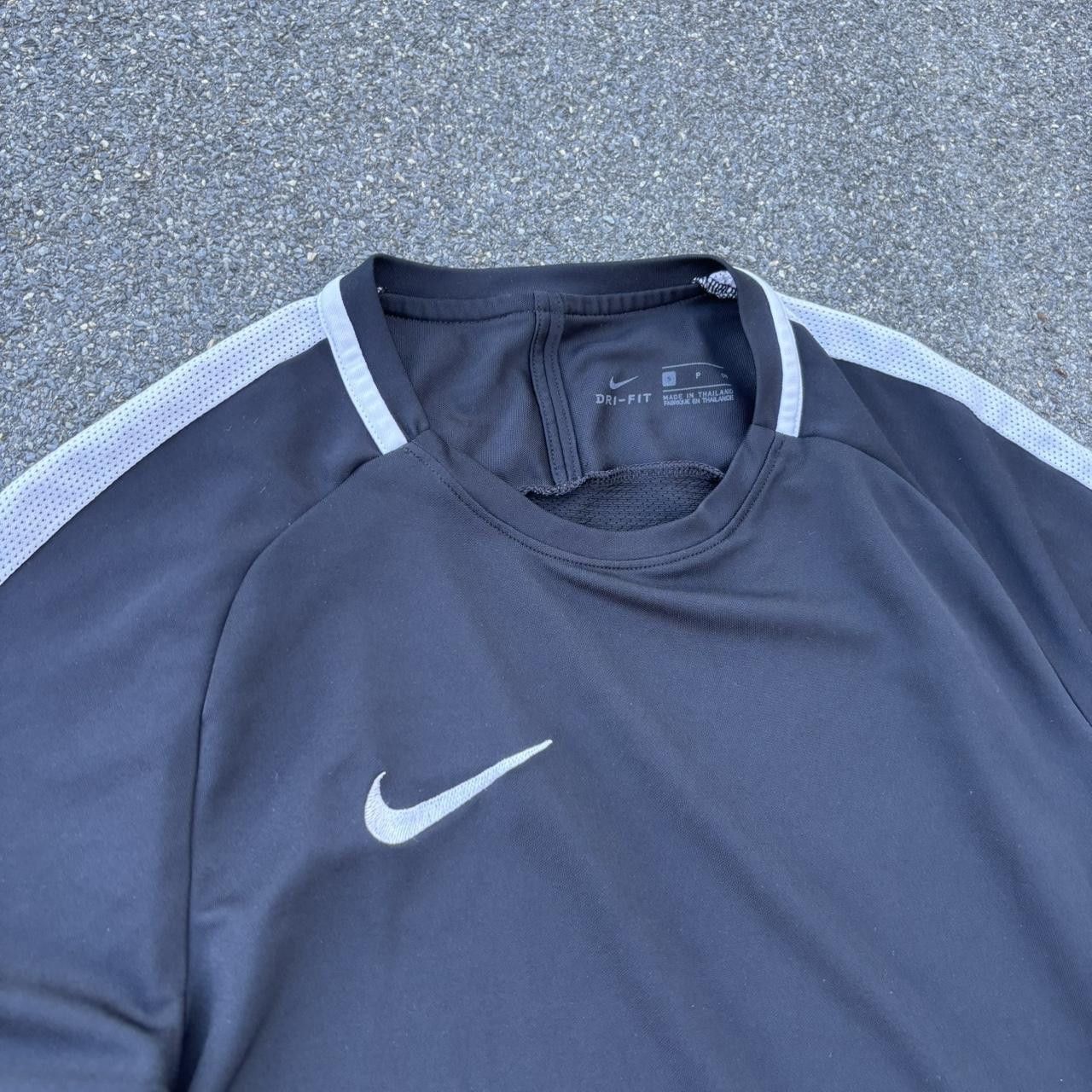 Japanese Brand × Nike × Vintage Nike dri-fit jersey Size US S / EU 44-46 / 1 - 3 Thumbnail