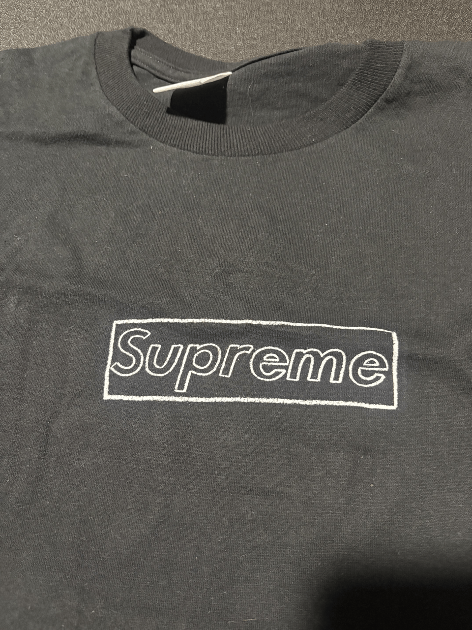 Supreme Supreme KAWS Box Logo Tee Size US L / EU 52-54 / 3 - 2 Thumbnail