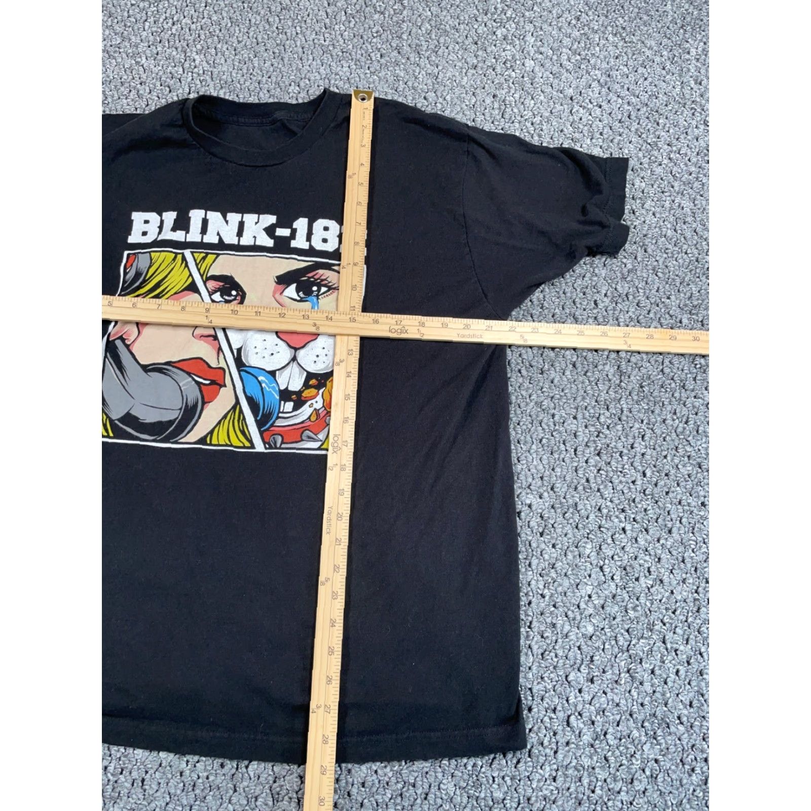 Vintage VINTAGE Retro Blink-182 Rabbit Girl Print T-Shirt Adult Large Black Punk Music Unbranded Shirt Men Size US L / EU 52-54 / 3 - 4 Thumbnail
