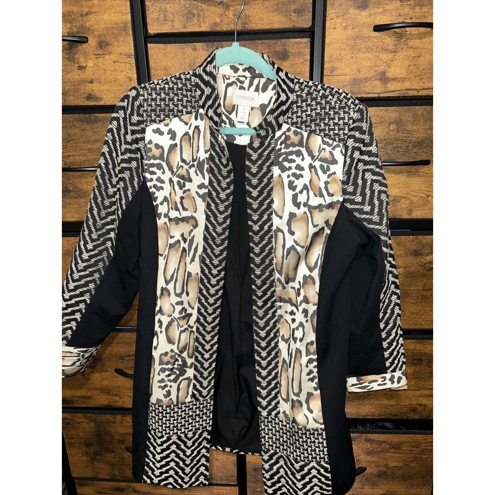 Chicos Chico's Plus Sz 1 (US 8/10) Mixed Material Longline Jacket Size S / US 4 / IT 40 - 1 Thumbnail