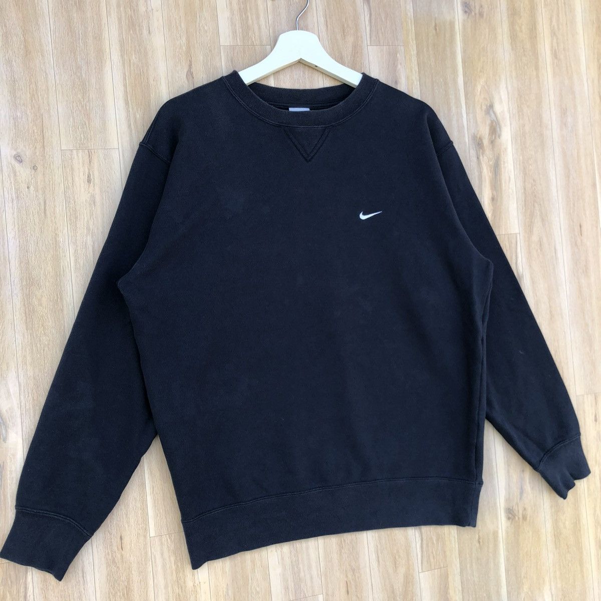 Nike × Vintage Vintage Nike Swoosh Sportswear Pullover Size US L / EU 52-54 / 3 - 2 Thumbnail