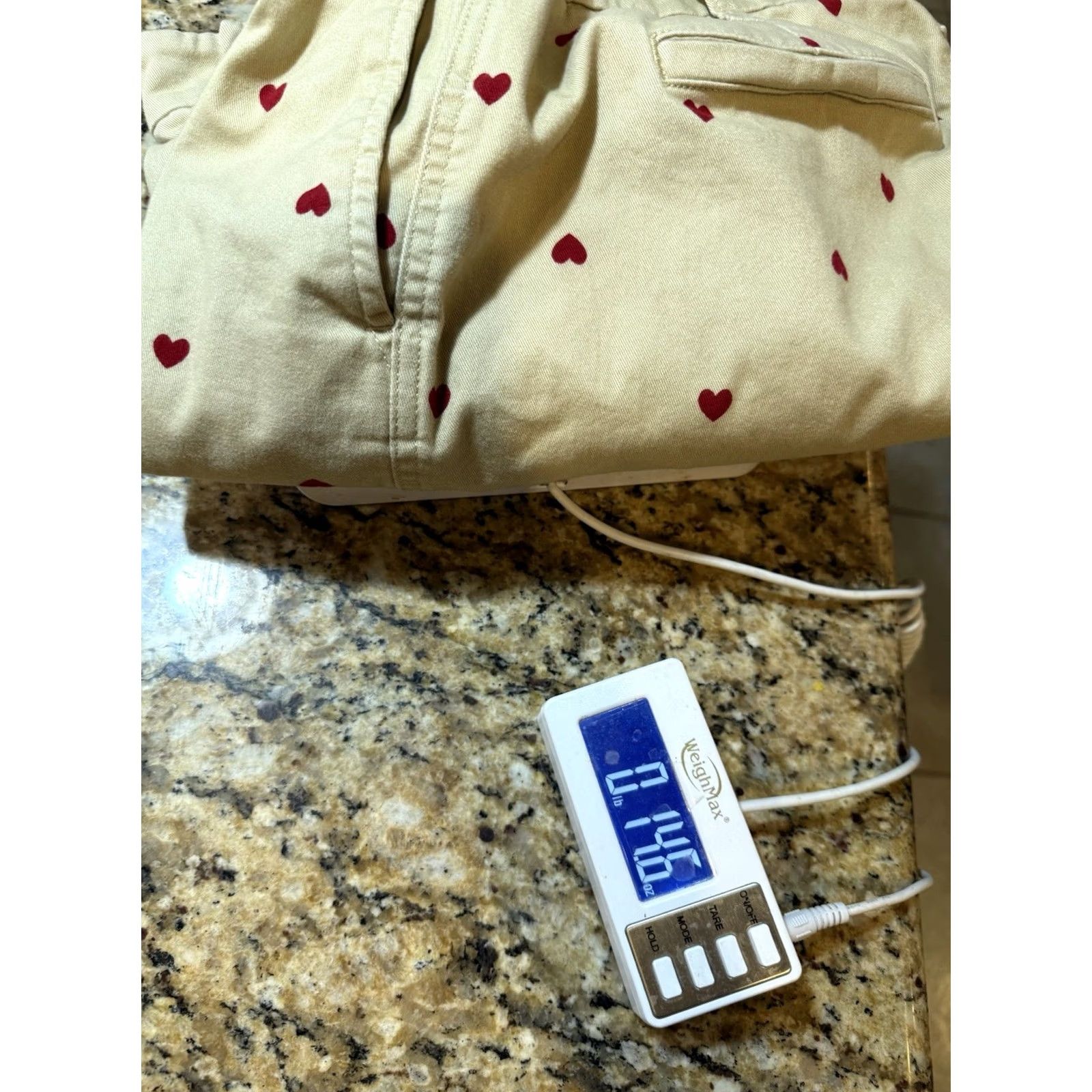 J.Crew VINTAGE? J.CREW Women’s High-Rise Girlfriend Chino Pants tan khaki w red hearts sz 4 Size 27" / US 4 / IT 40 - 8 Thumbnail