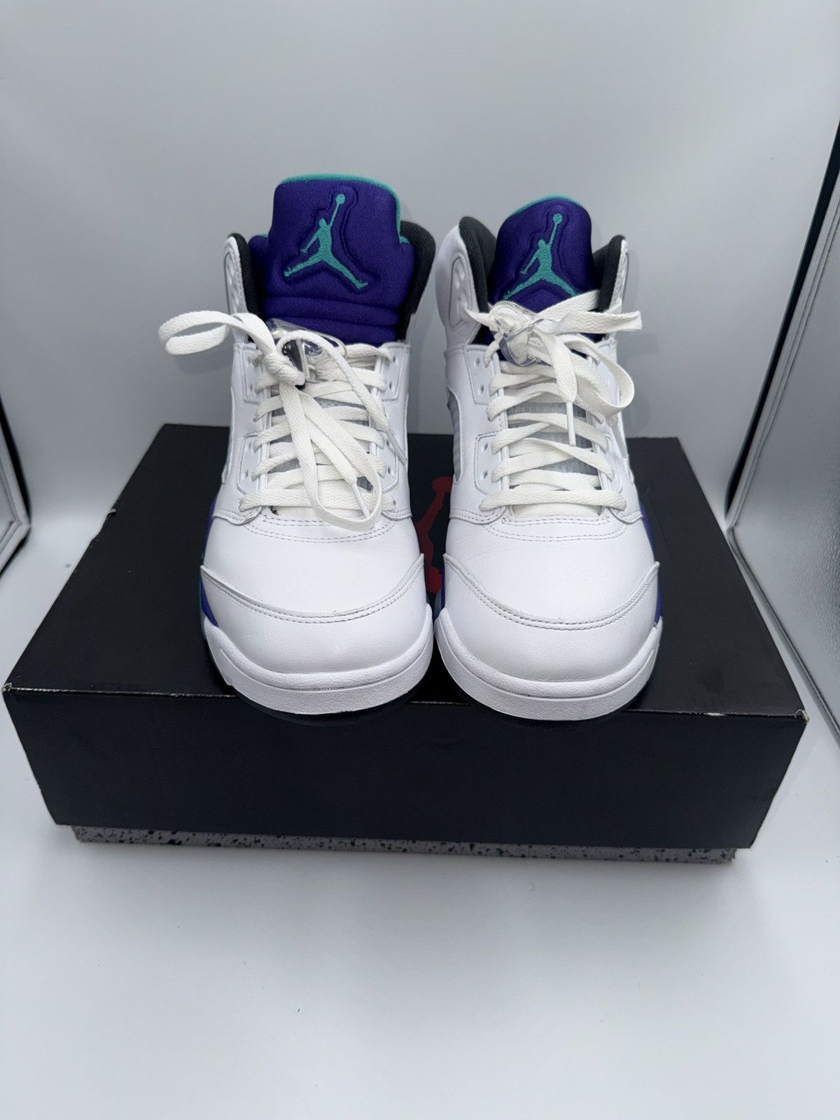 Jordan Brand Air Jordan 5 “Grape” | Size 9.5 OG Box | Excellent Condition Size US 9.5 / EU 42-43 - 2 Thumbnail