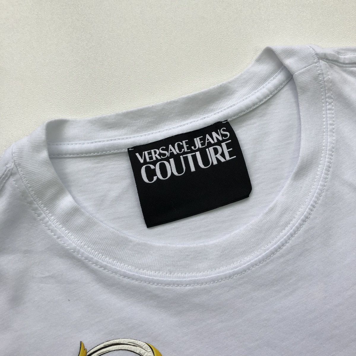 Versace Jeans Couture Versace Jeans Couture Barocco Printed T-Shirt White Size US M / EU 48-50 / 2 - 8 Thumbnail