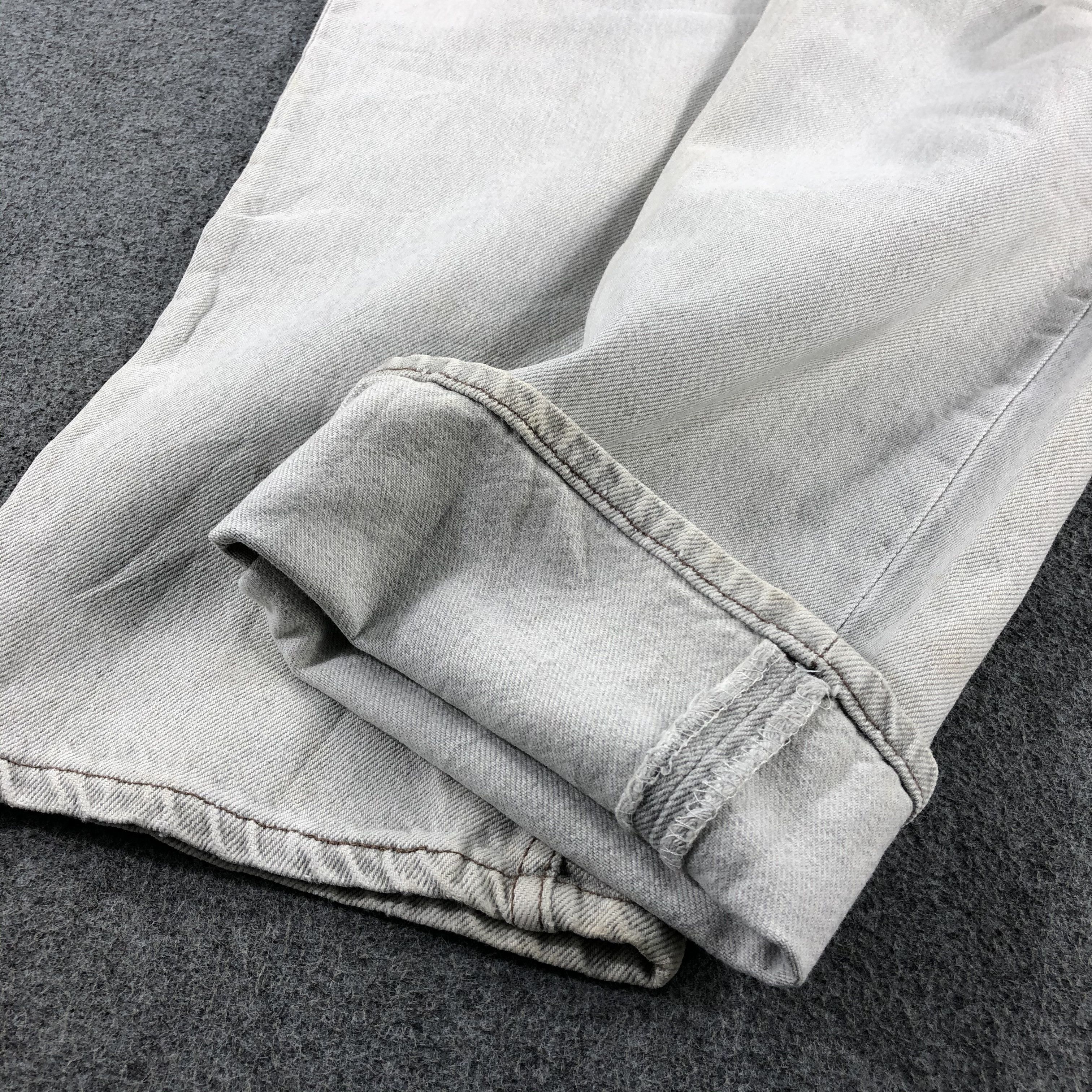 Levi's Vintage 90s Light Wash Levis 501 Jeans-J2523 Size US 39 - 6 Thumbnail
