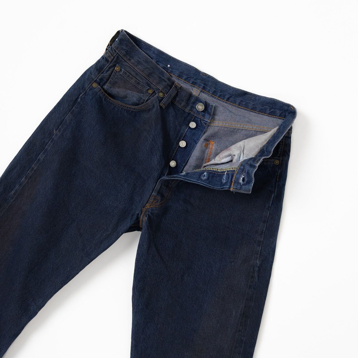 Levi's Vintage Clothing Levis USA Mens Vintage Jeans Dark Wash Button Fly Rare Denim Size US 34 / EU 50 - 3 Thumbnail
