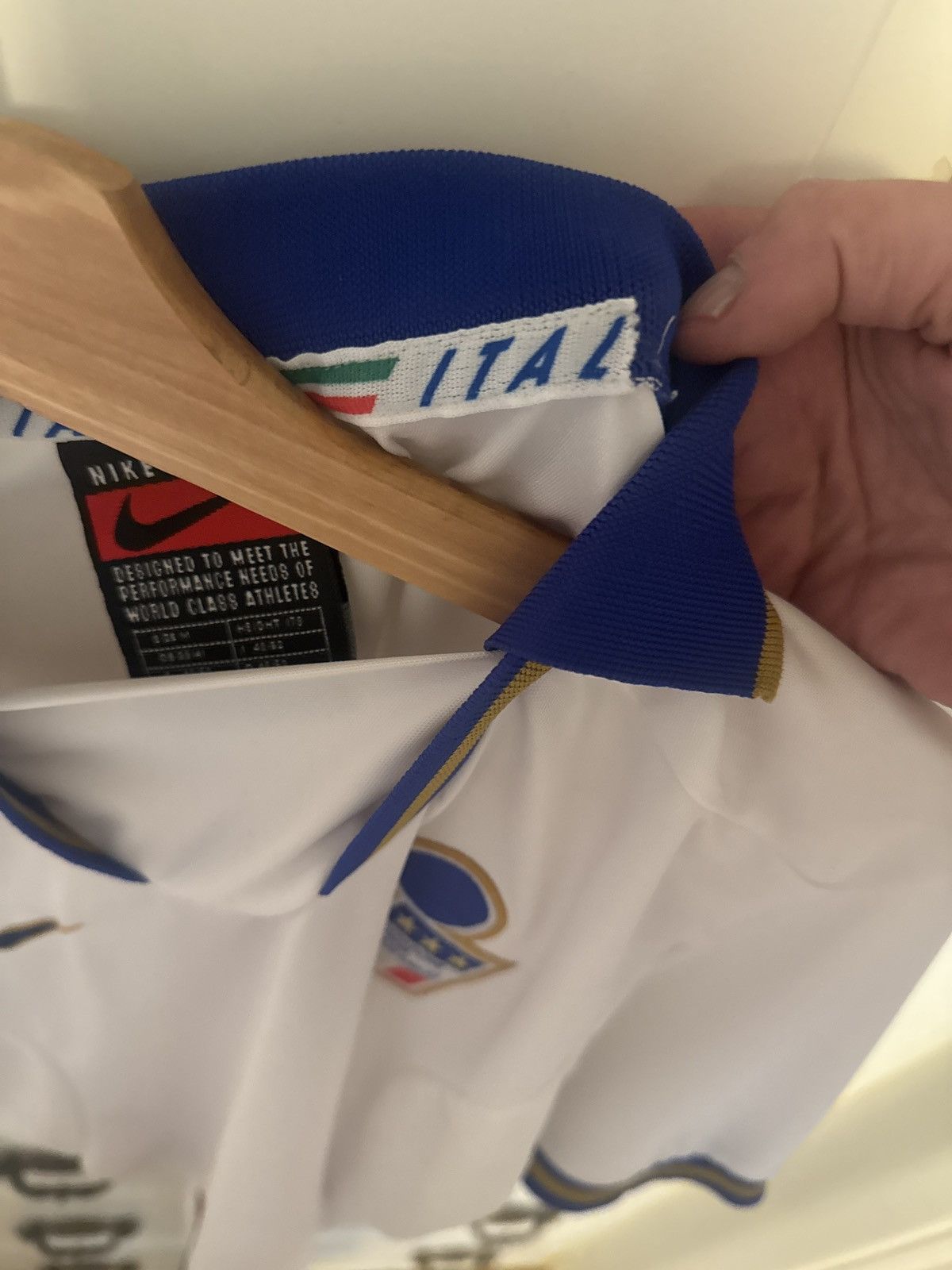 Nike 1996 Vintage Nike Premier Italy Away Jersey / Blokecore Size US M / EU 48-50 / 2 - 10 Thumbnail