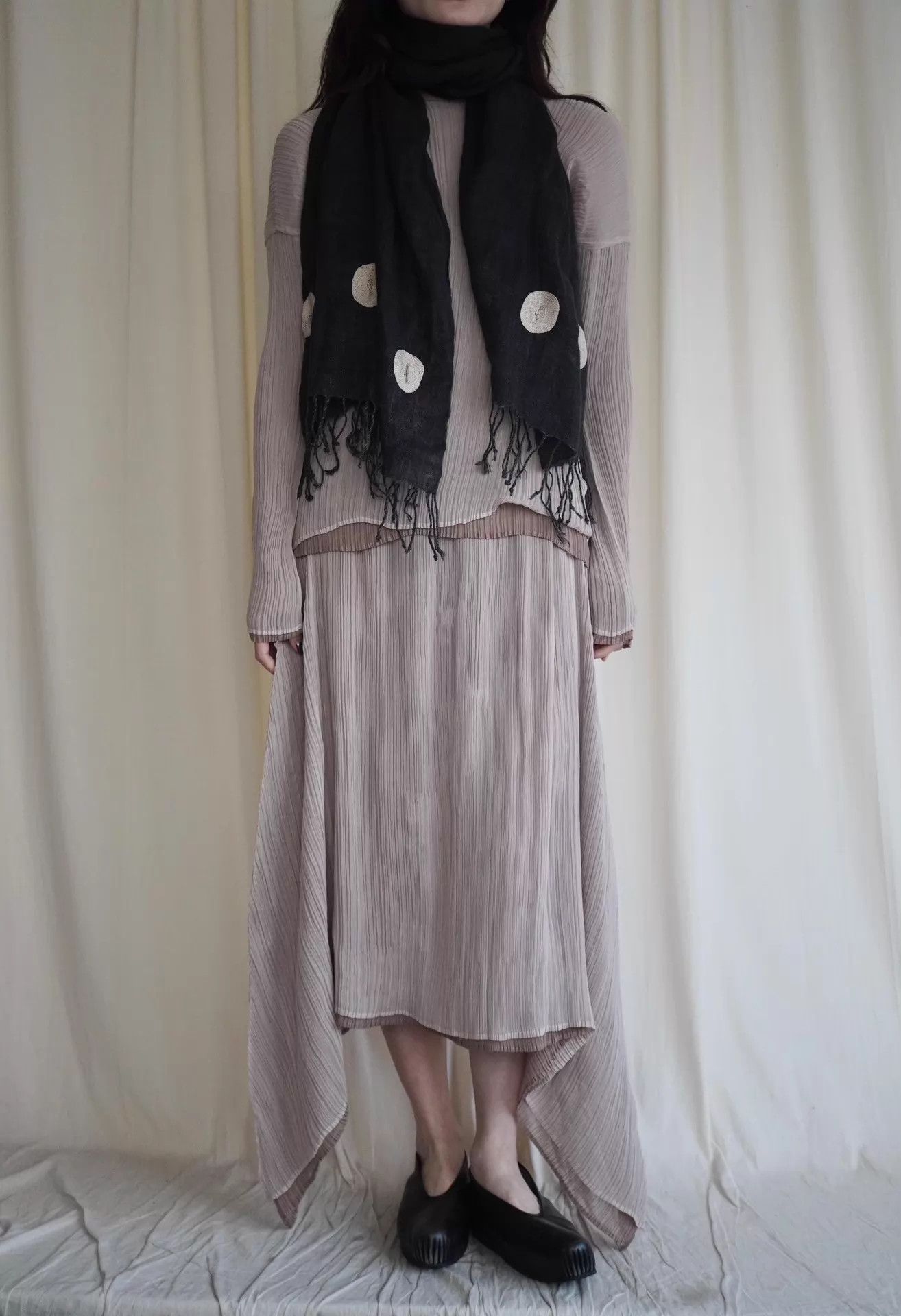 Yohji Yamamoto Yohji Yamamoto 90s Rare Linen Scarf w/ Cushion Dots Size ONE SIZE - 9 Thumbnail