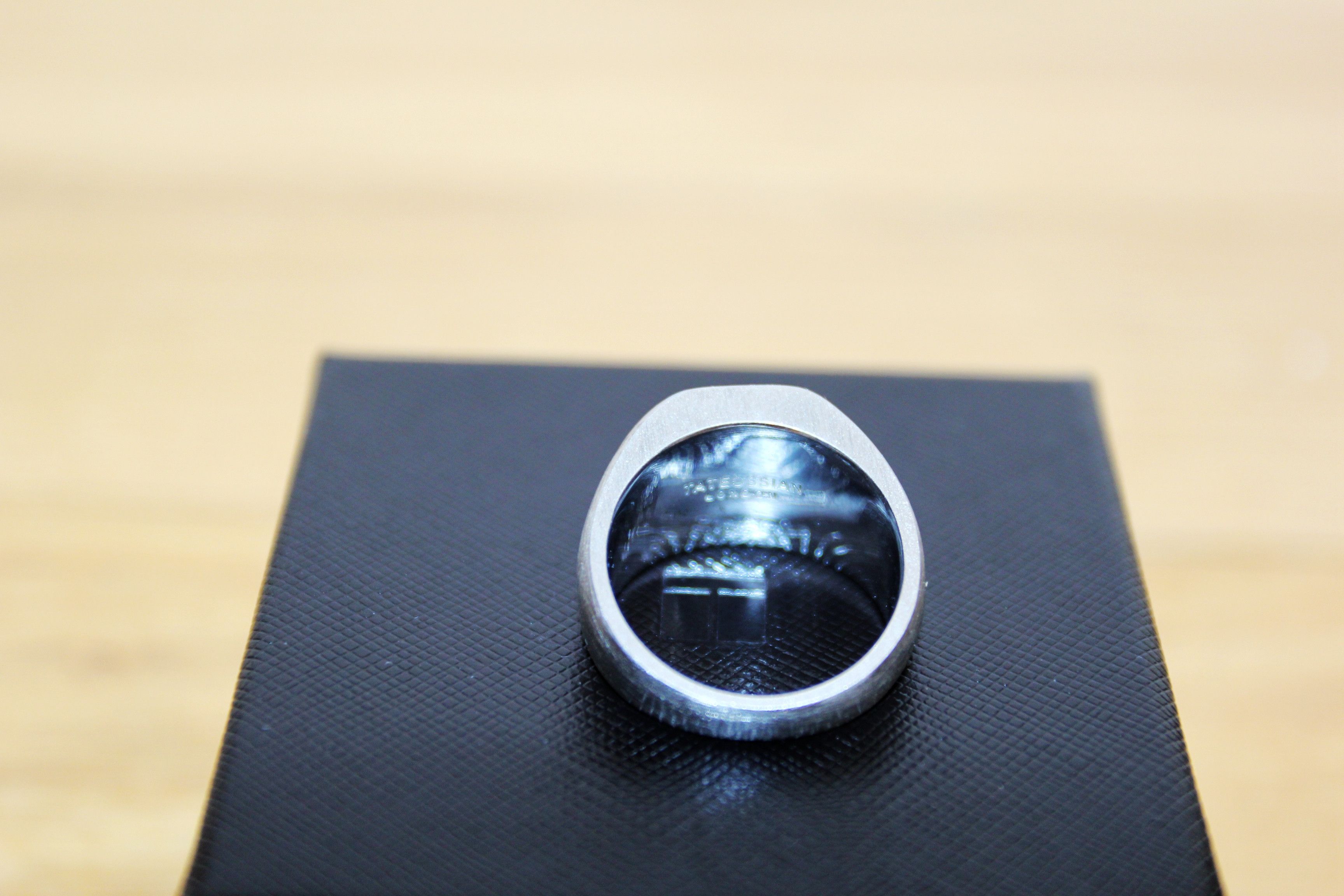 Tateossian BNWT AW24 TATEOSSIAN ONYX SIGNET RING M Size ONE SIZE - 6 Thumbnail