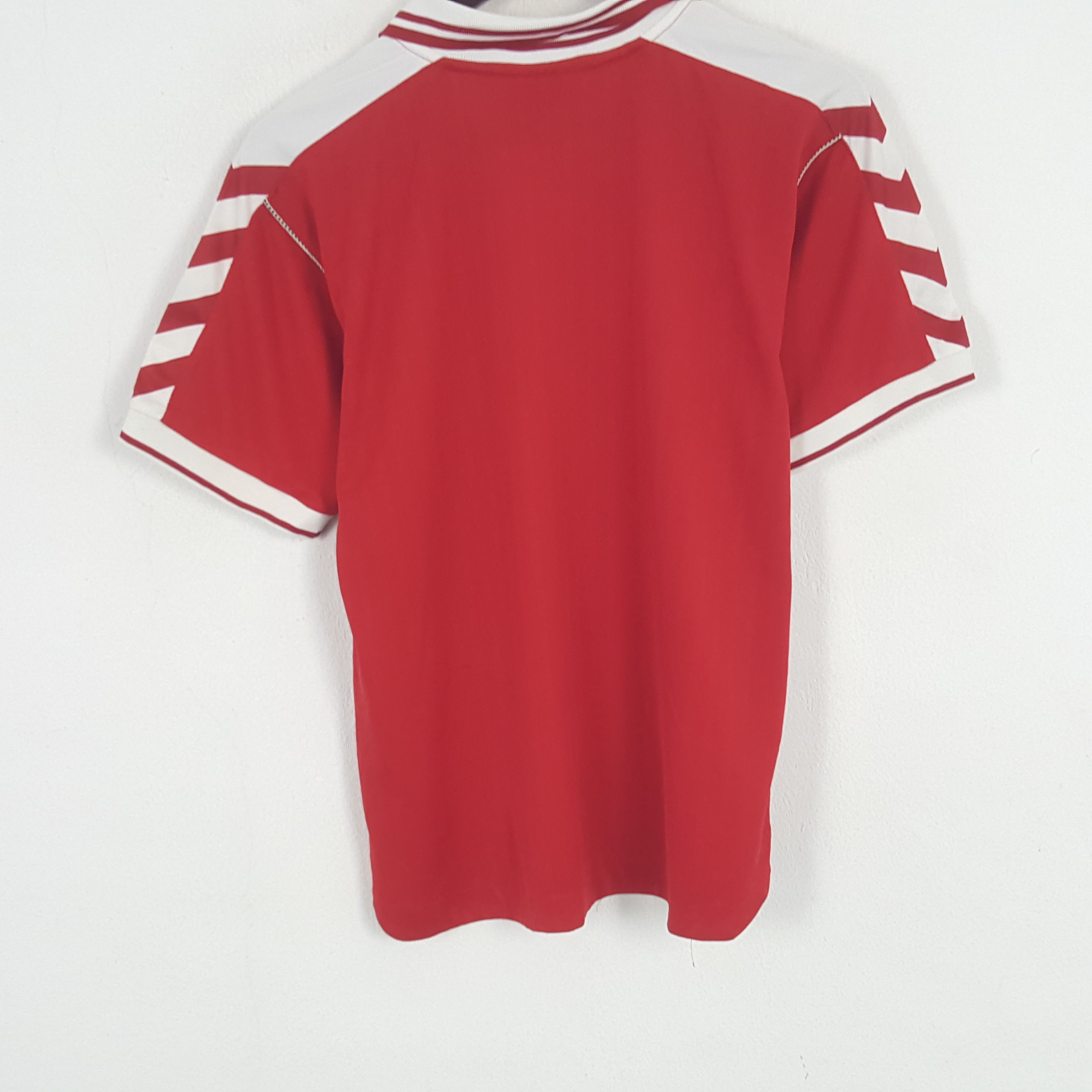 Hummel × Vintage Vintage Hummel The Name Of The game Jersey Tshirt Size US M / EU 48-50 / 2 - 4 Thumbnail