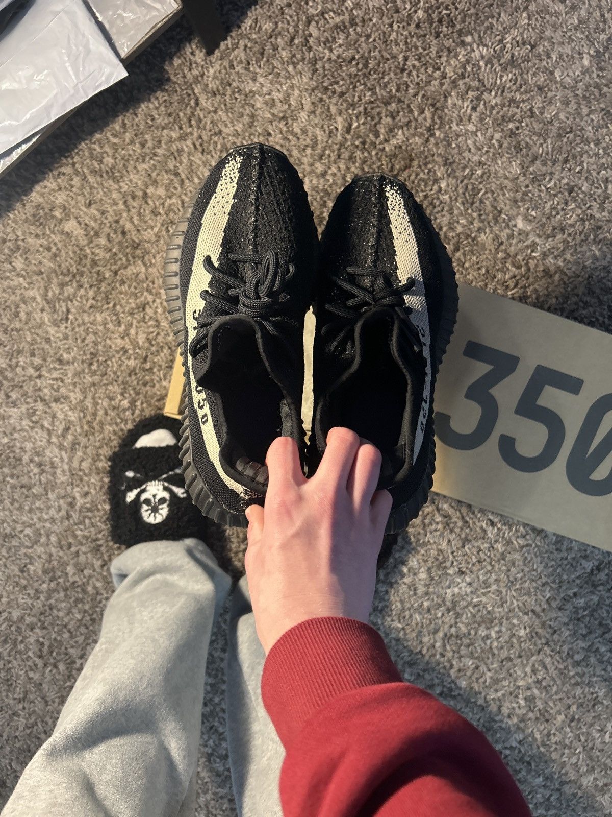 Yeezy Yeezy boost 350 v2 core black Size US 6 / EU 39 - 3 Thumbnail
