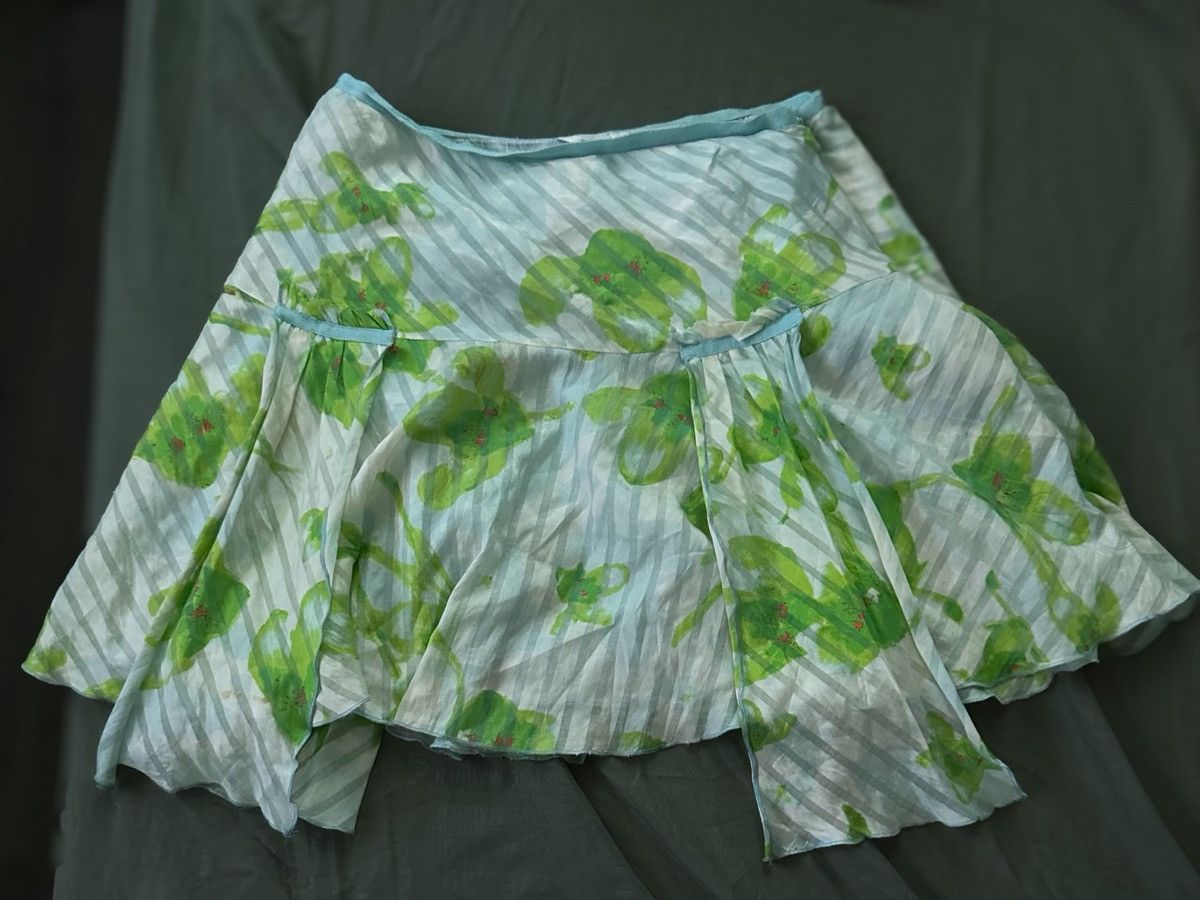 Diane von Furstenberg Diane von Fürstenberg Floral Skirt Size 27" / US 4 / IT 40 - 1 Thumbnail