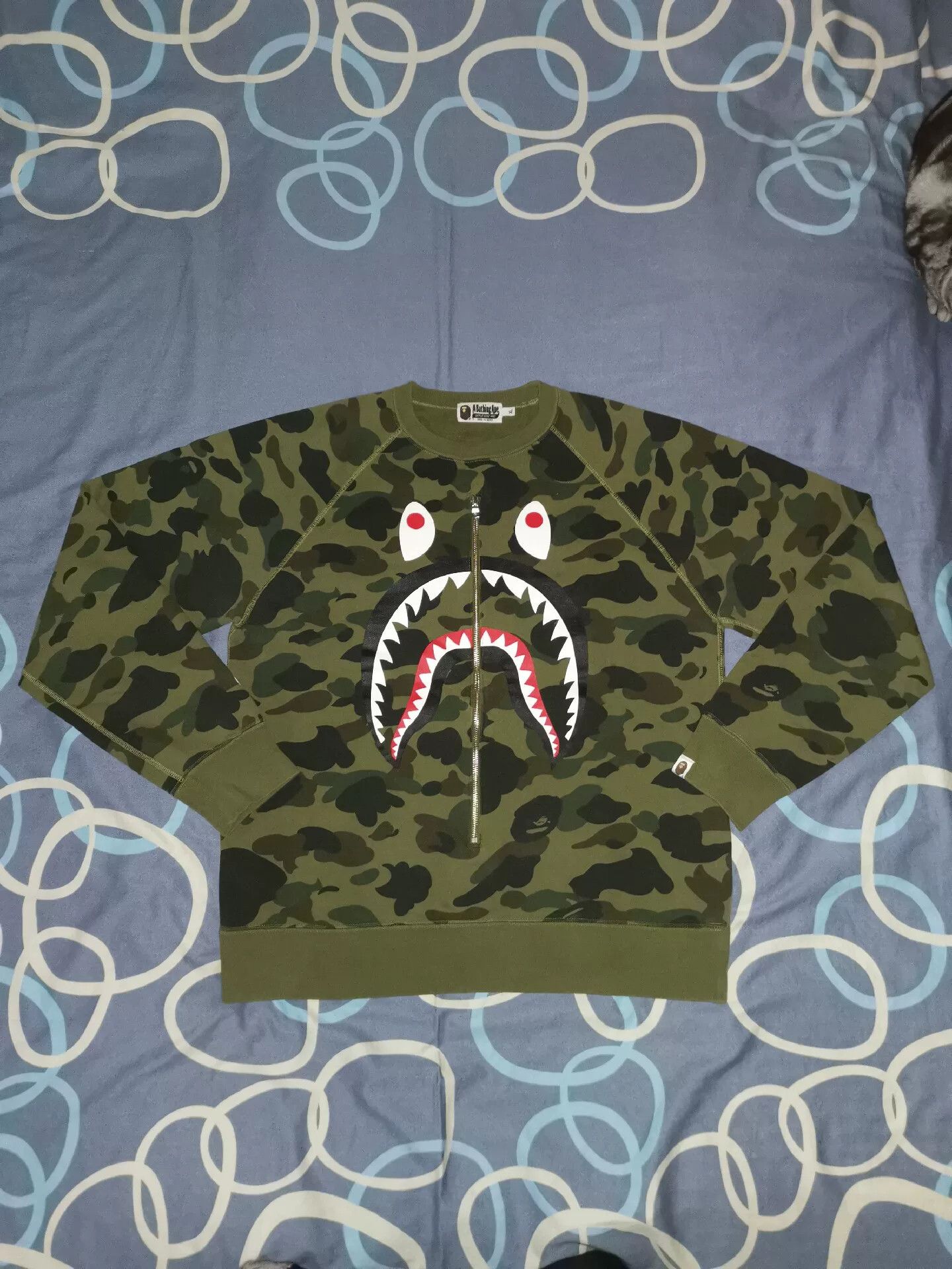 Bape bape camouflage shark zip hoodie Size US XL / EU 56 / 4 - 1 Thumbnail