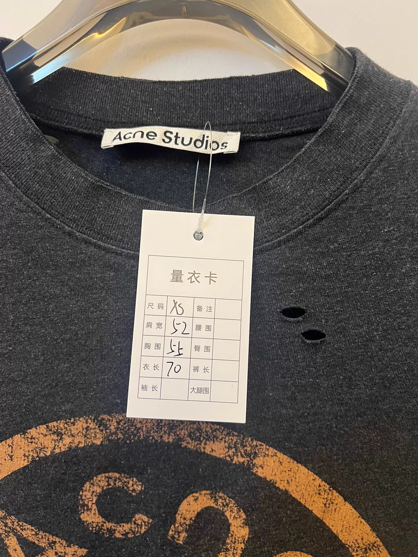 Acne Studios Acne Distressed Circular Logo Unisex Short Tee XS Size US XS / EU 42 / 0 - 5 Thumbnail