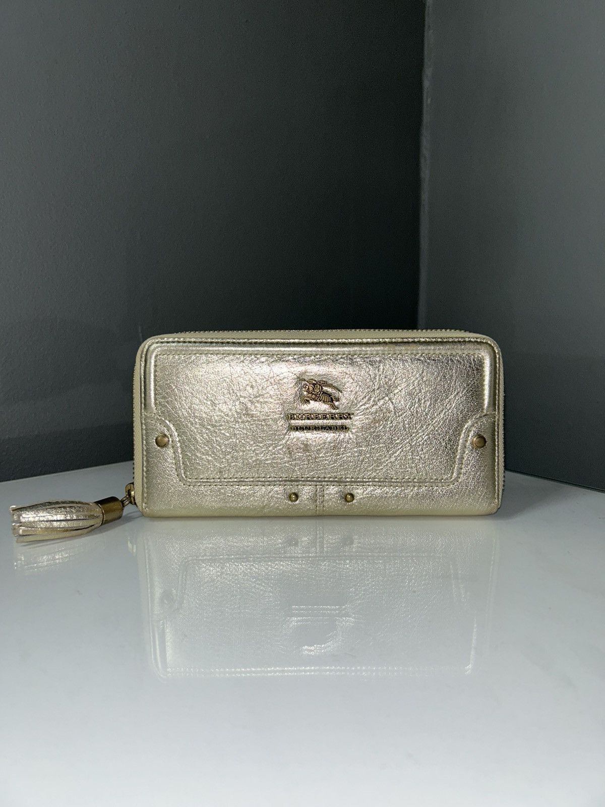 Burberry Burberry Blue Label Gold Zippy Wallet w/ Nova Check Interior Size ONE SIZE - 1 Thumbnail