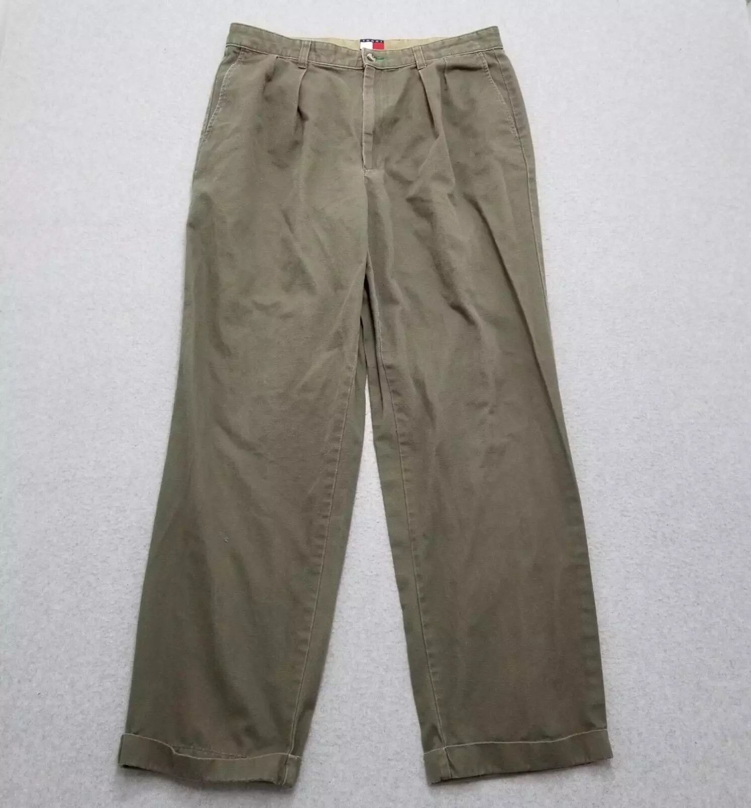 Tommy Hilfiger Tommy Hilfiger Pants Mens 34x31 Khakis Pleated Casual Size US 34 / EU 50 - 1 Thumbnail