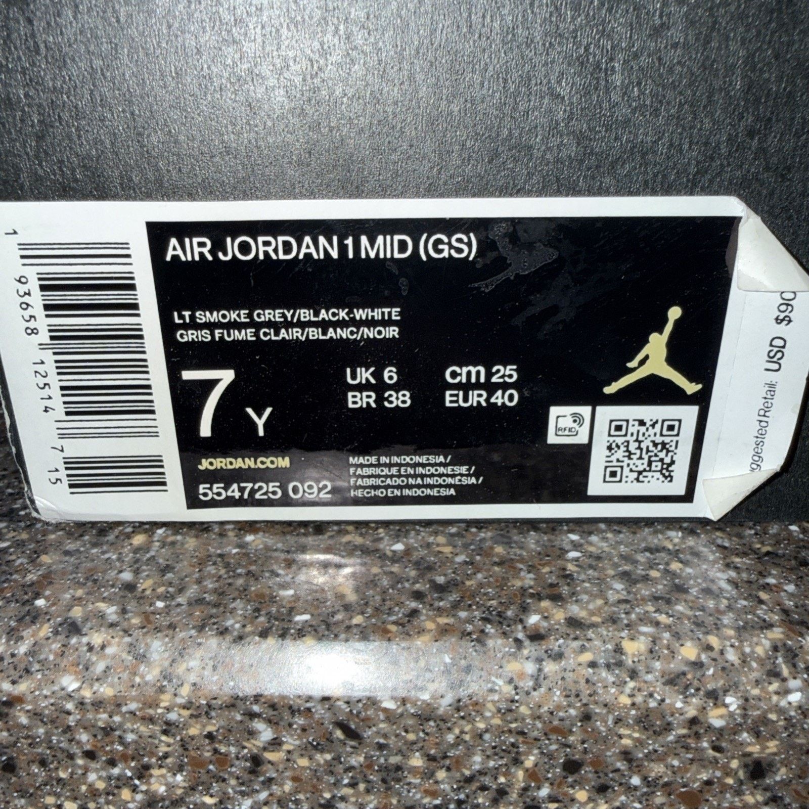 Jordan Brand Air Jordan 1 Mid (GS) Light Smoke Grey/Black-White 7Y-8.5w Size US 7 / EU 40 - 8 Thumbnail