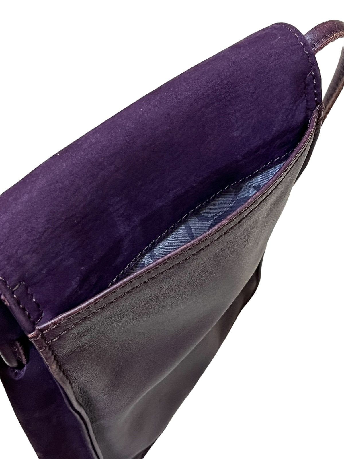 Genuine Leather ARCHE ADILY PURPLE NUBUCK LEATHER CROSSBODY SMALL BAG Size ONE SIZE - 7 Thumbnail