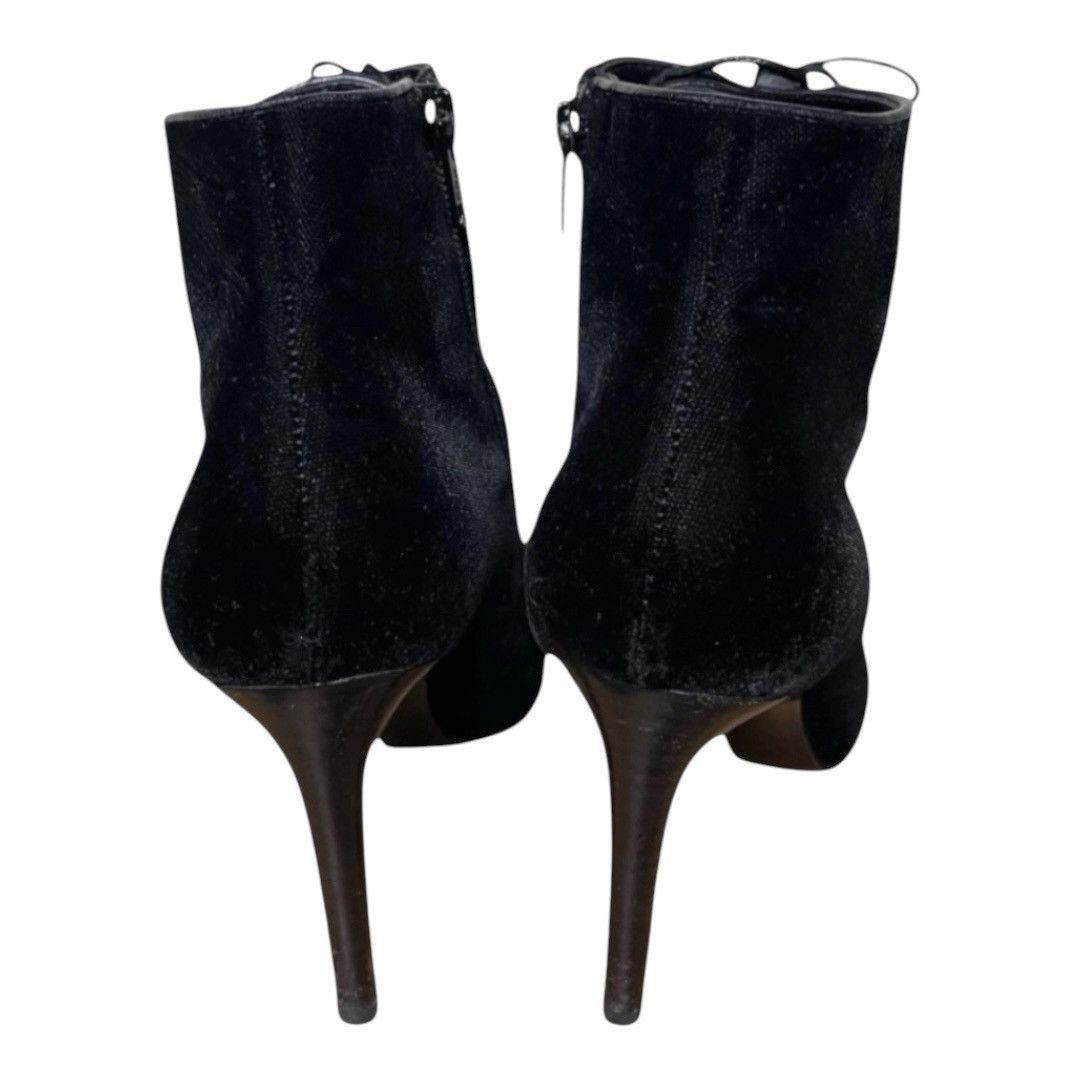 Balenciaga Balenciaga Black Velvet Lace-Up Ankle Boots Size US 6 / IT 36 - 5 Thumbnail