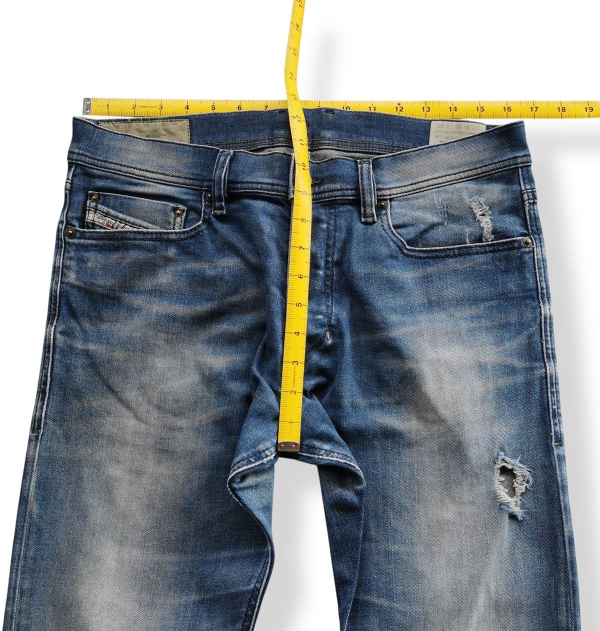 Diesel Diesel Tepphar D-Carrot Slim Tapered Distressed Jeans W32 Size US 32 / EU 48 - 13 Thumbnail