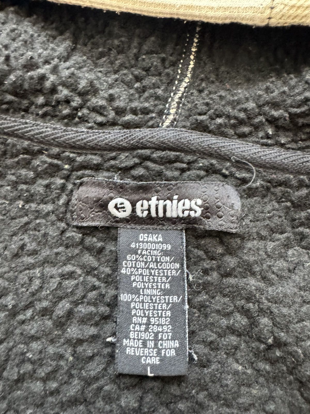 Element × Etnies × Vintage Vintage Early 2000s Etnies Fur Zip up Skate Hoodie Size US L / EU 52-54 / 3 - 8 Thumbnail