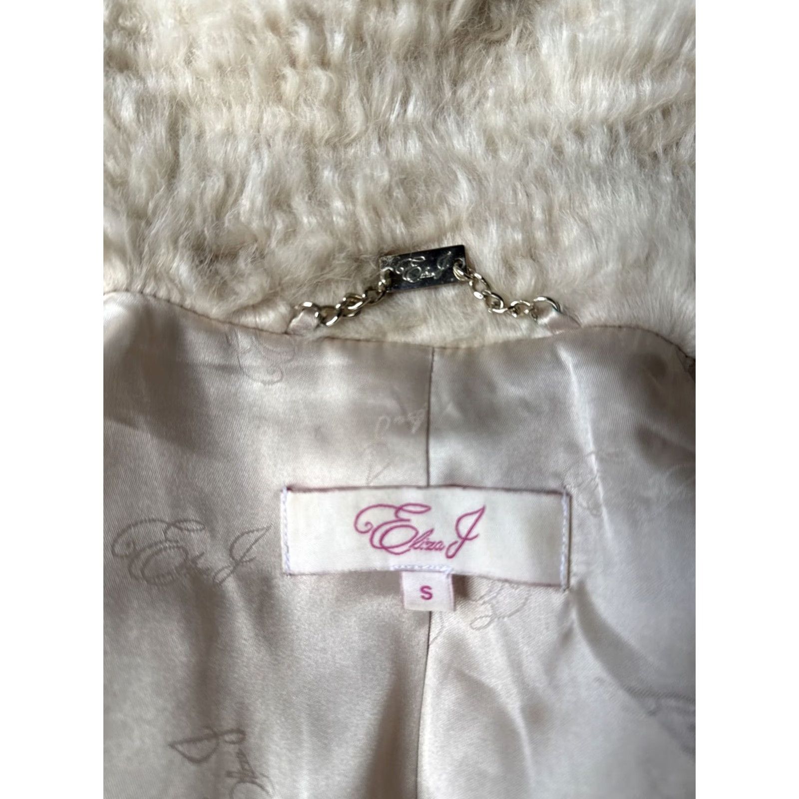 Vintage VINTAGE Eliza J Faux Fur Blazer Coat Outerwear Women’s S Beige Fur Trim Long Coat Size S Regular Women's Coat 90s Theme Mens Womens Size S / US 4 / IT 40 - 2 Thumbnail