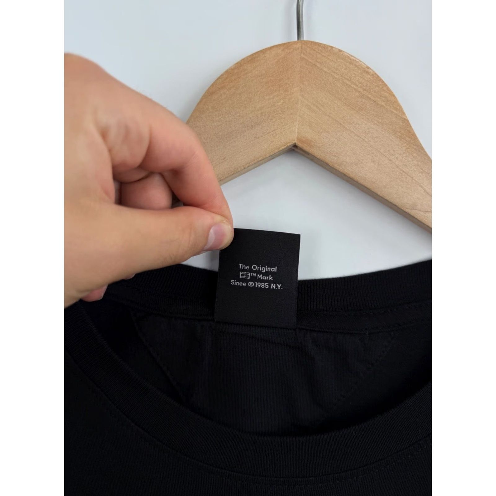 Tommy Hilfiger Tommy Hilfiger New York T-Shirt Mens XL/XXXL Black Retro Y2K 3XL Size 3XL Shirt Classic Modern Fit XXL/XXXL Size US XXL / EU 58 / 5 - 6 Thumbnail