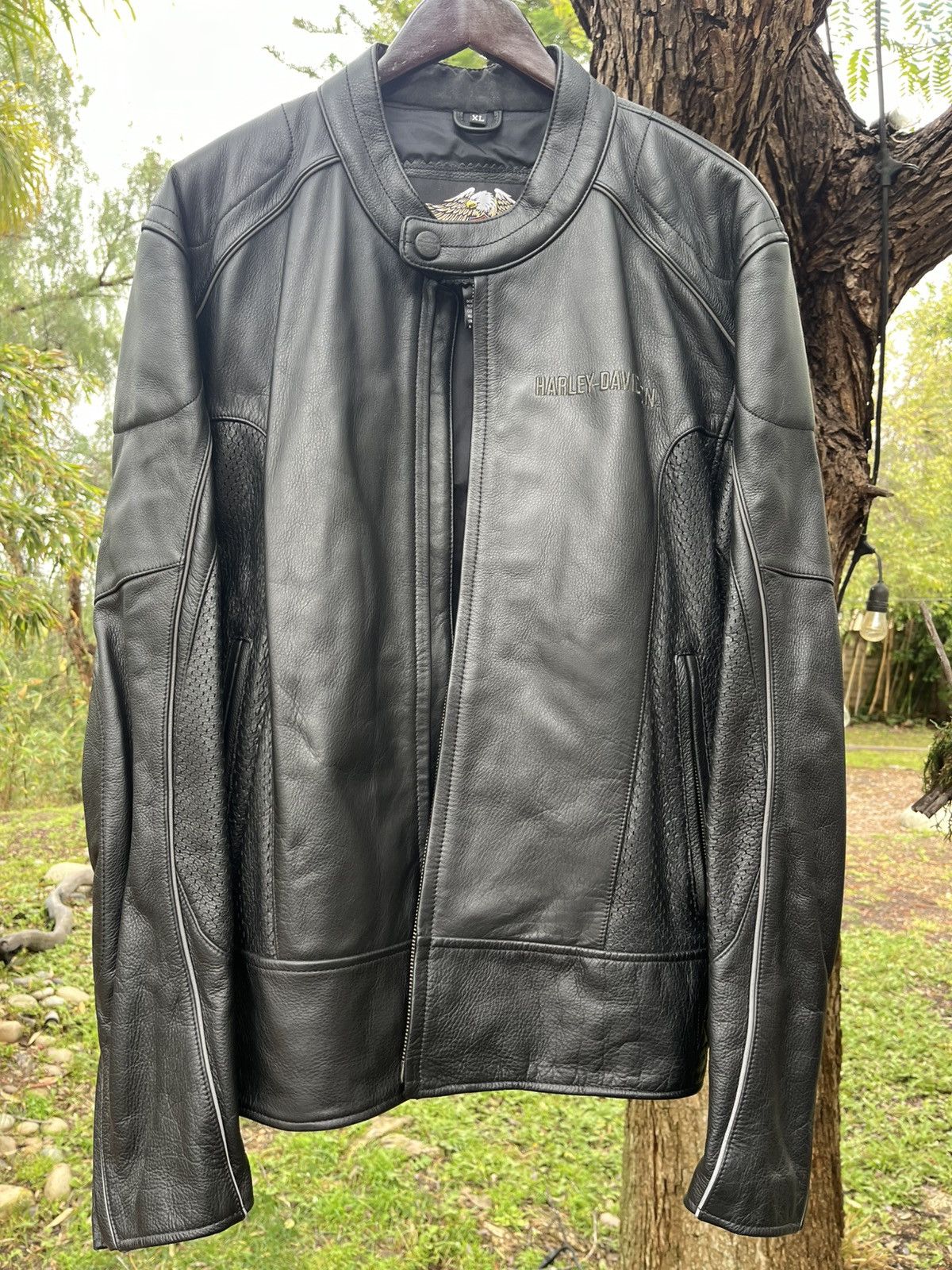 Harley Davidson NEW 2004 HARLEY DAVIDSON MEN'S BLACK LEATHER JACKET XL Size US XL / EU 56 / 4 - 1 Thumbnail