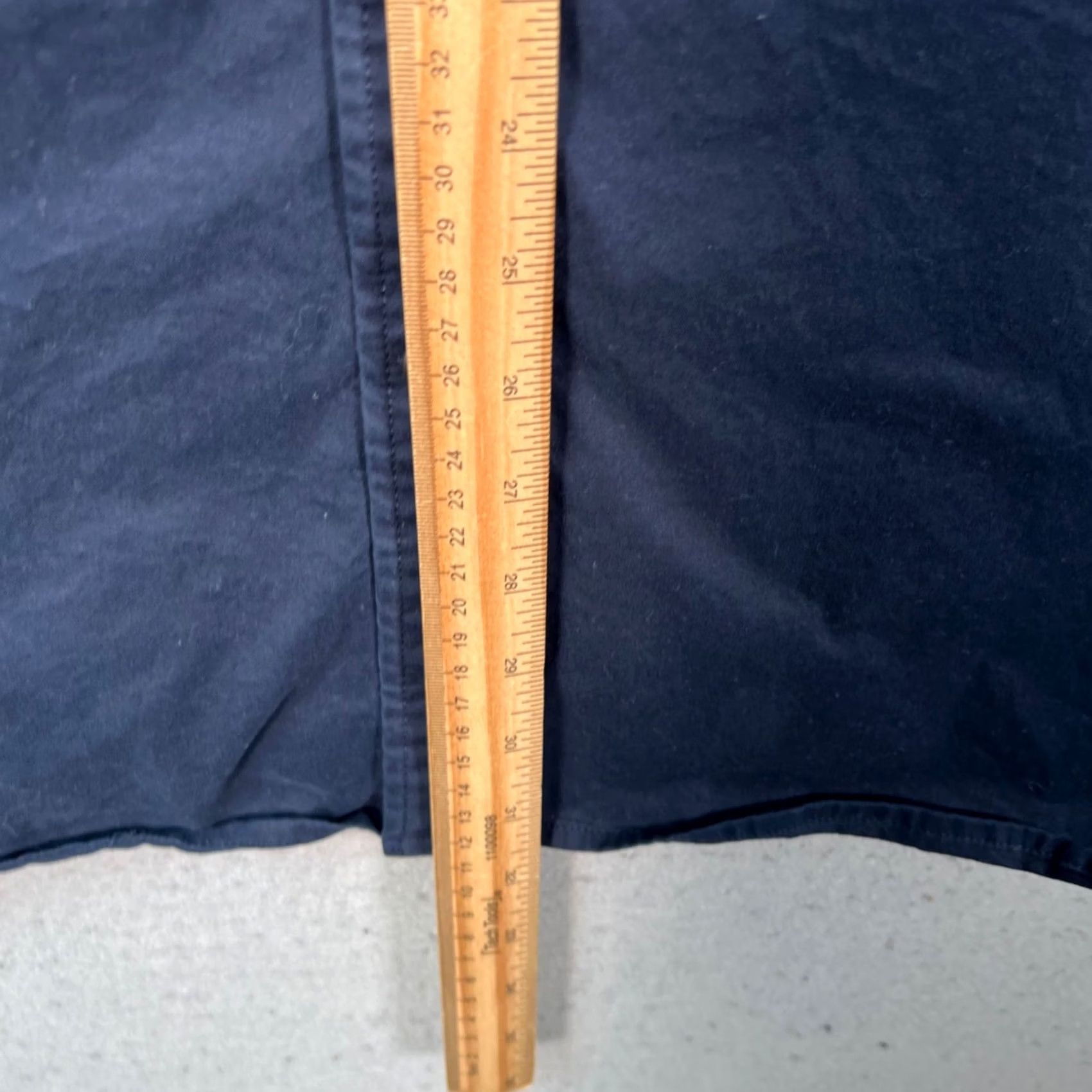 Banana Republic Banana Republic Mens Large Button-Down Shirt Navy Blue Cotton Spandex Long Sleeve Regular Fit Adult Mens Shirt Size US L / EU 52-54 / 3 - 6 Thumbnail