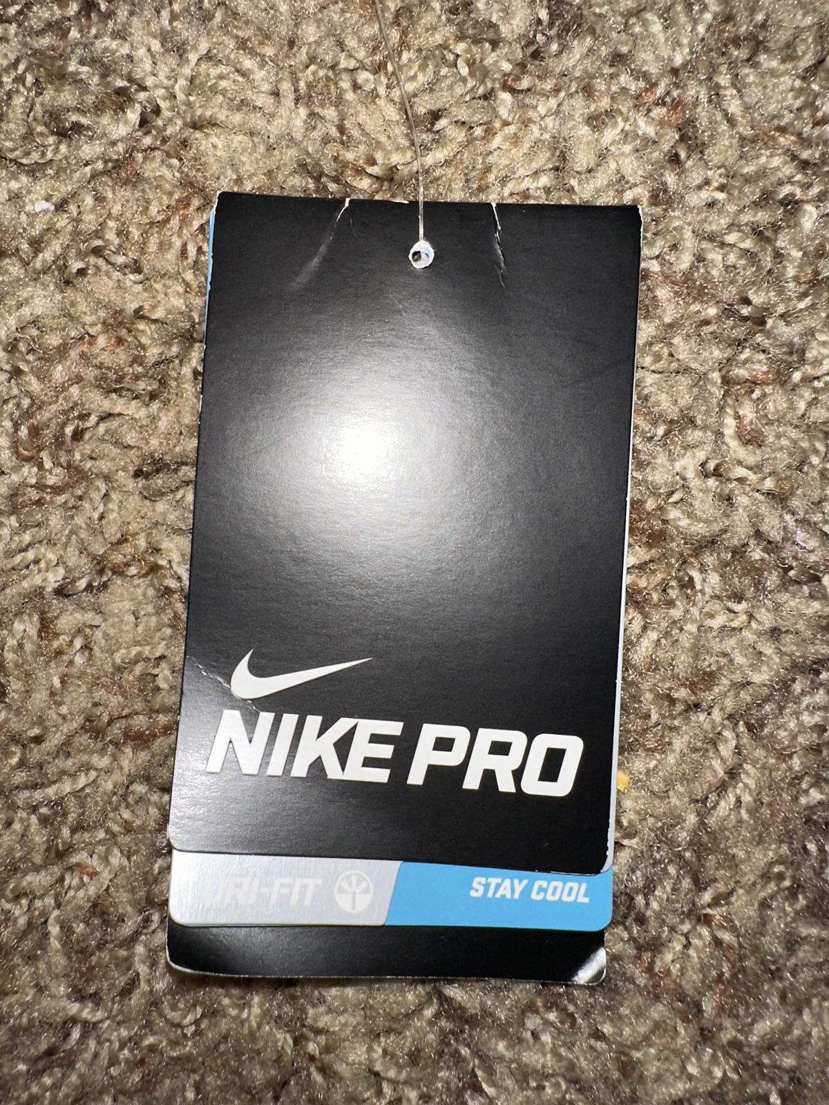 Nike Nike Women’s Pro 3” Training Compression Black Shorts Size 28" / US 6 / IT 42 - 8 Thumbnail