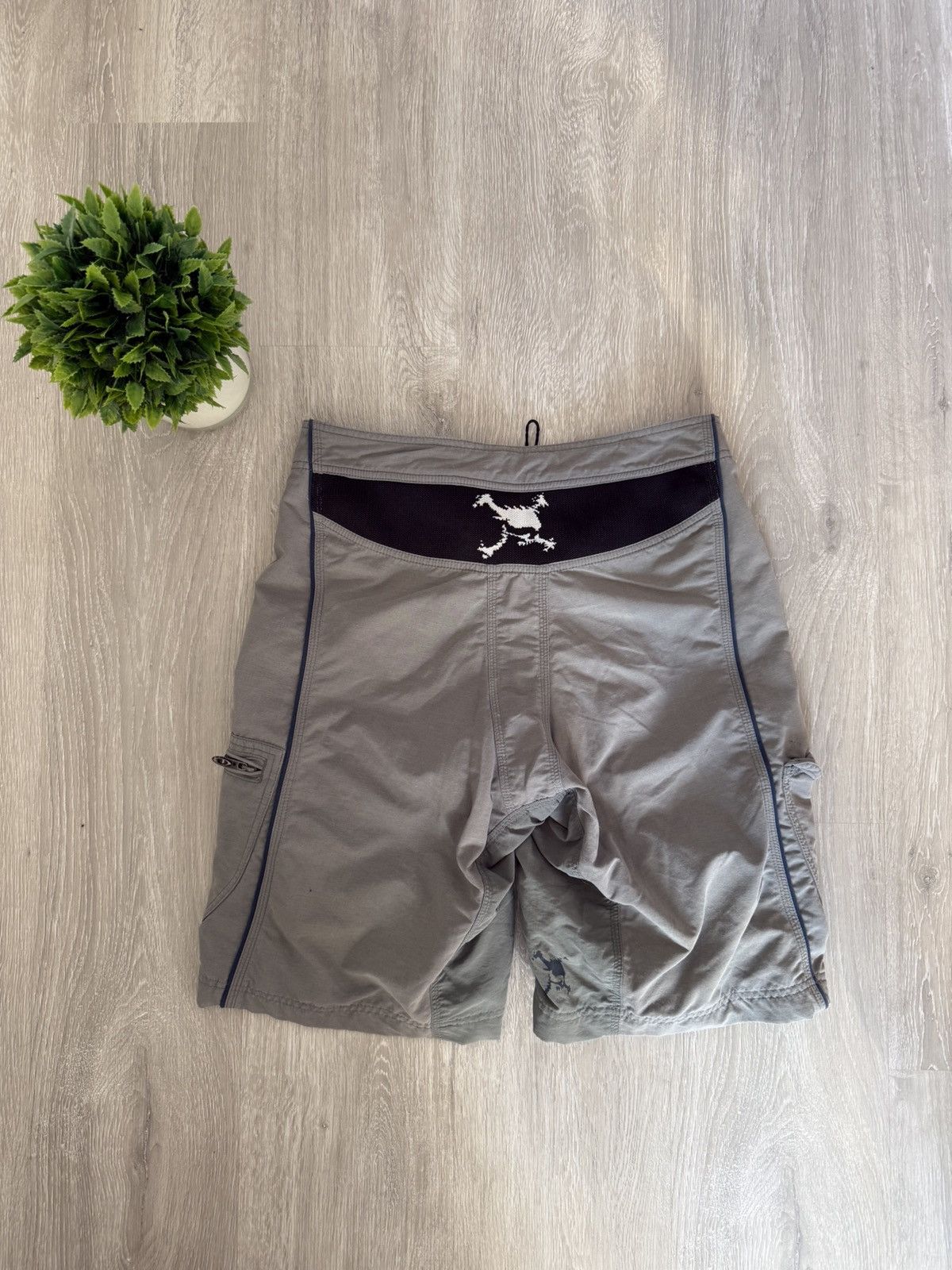 Designer × Vintage Vintage Oakley Shorts Mens Sky Blue/Gray Software Cargo Size US 32 / EU 48 - 1 Thumbnail