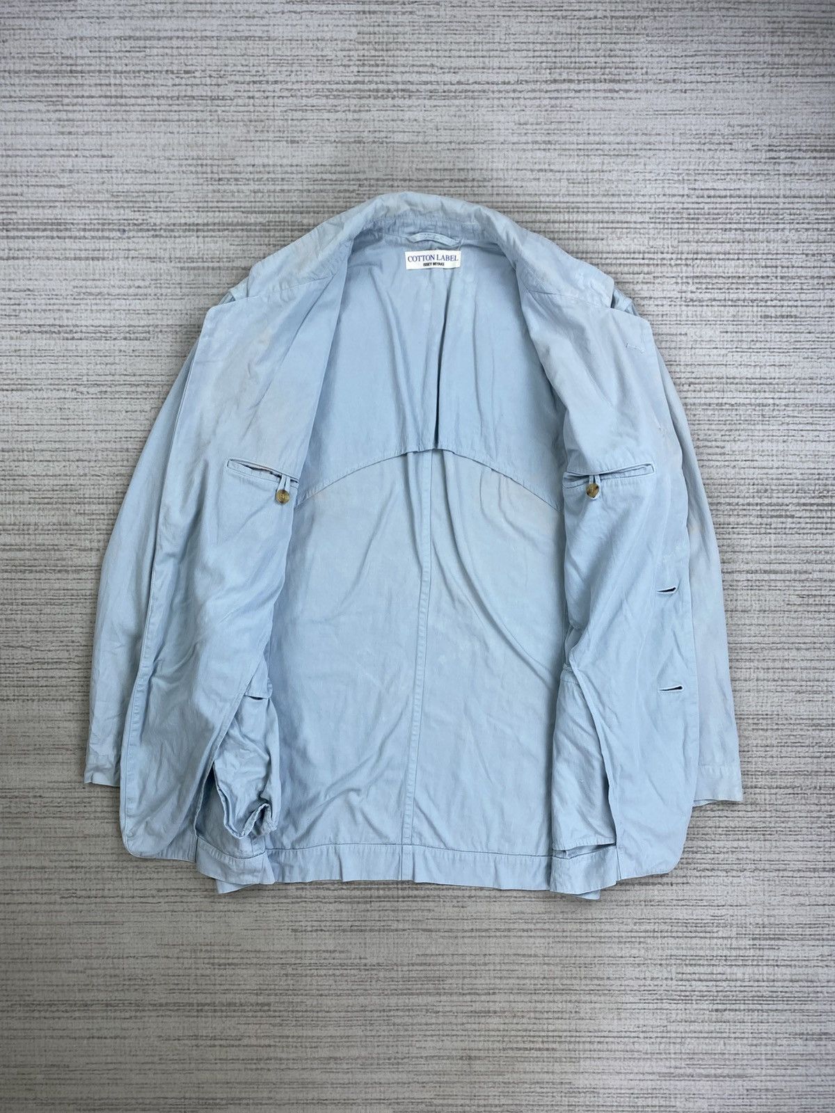 Issey Miyake Vtg Issey Miyake Double Button Light Blue Faded Coat Jacket Size US M / EU 48-50 / 2 - 6 Thumbnail