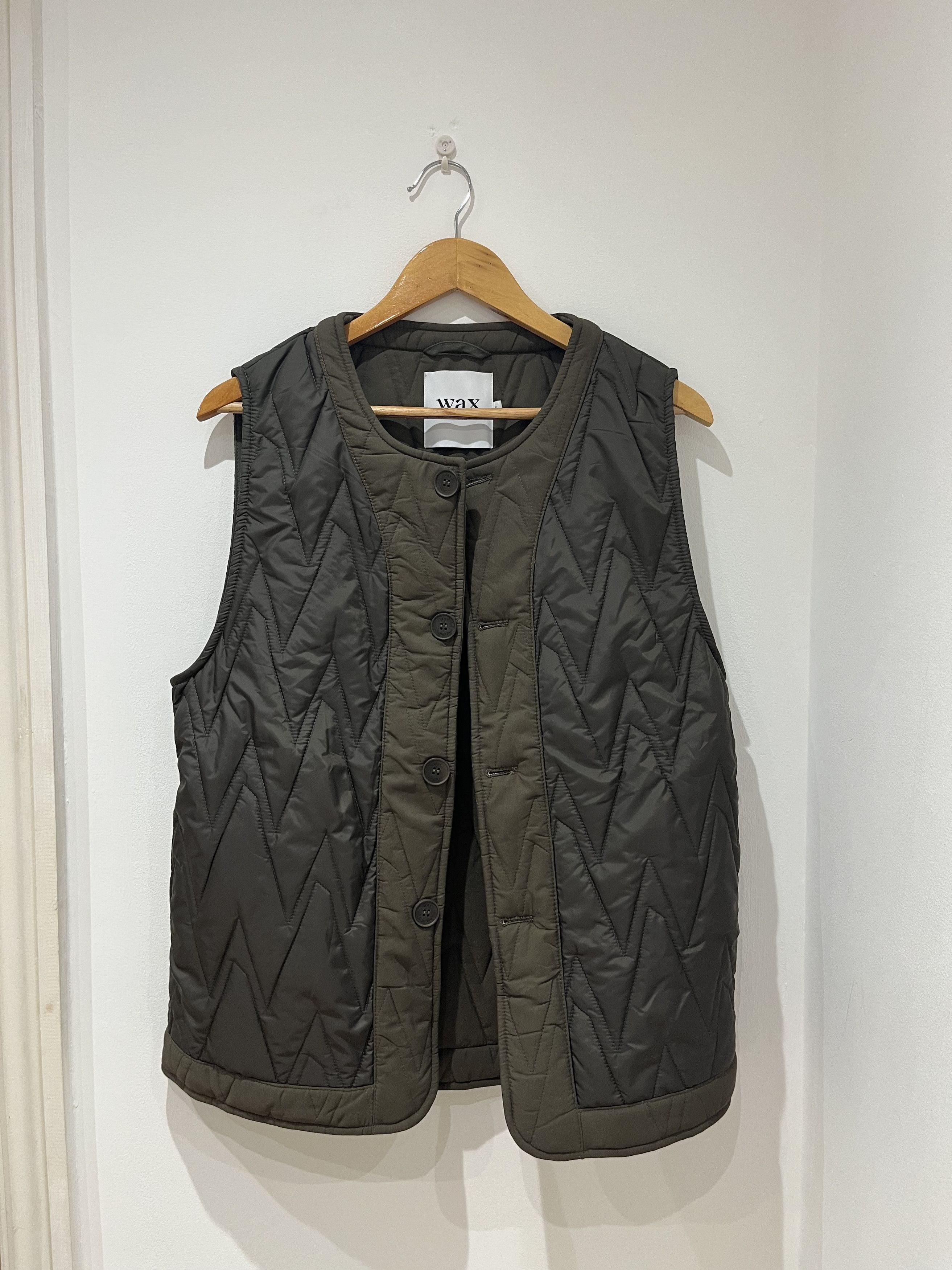 Wax London Wax London Sung Quilted Gilet (Khaki) Size US S / EU 44-46 / 1 - 4 Thumbnail