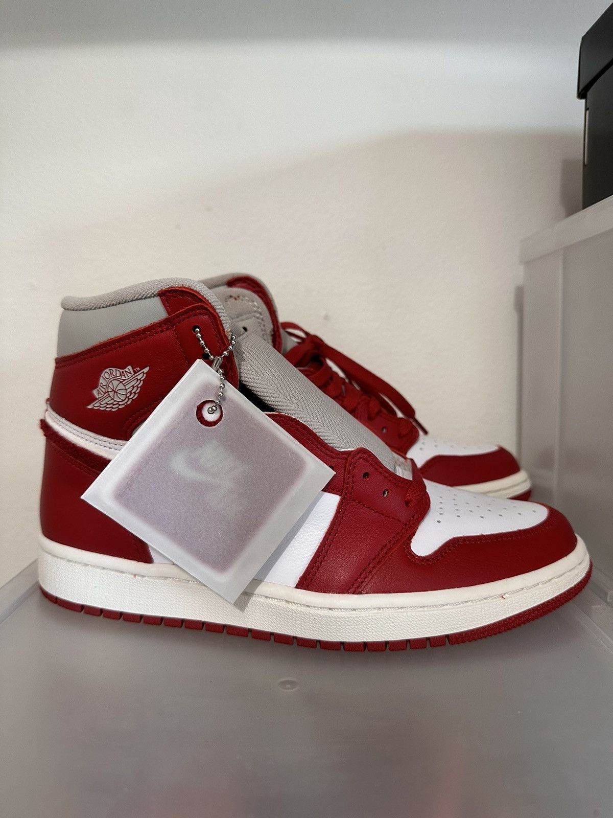 Jordan 1 Retro High OG Varsity Red (Women's)