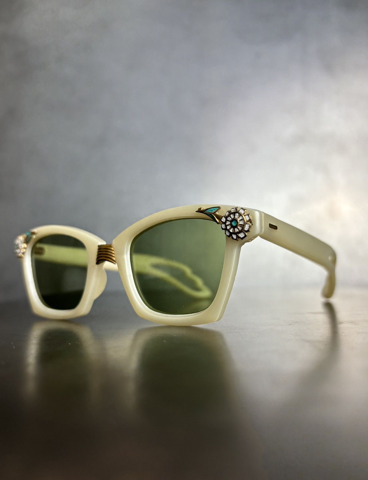 Other × Vintage 1950s Sunglasses True Vintage Jewelled Western Turanette MCM Size ONE SIZE - 16 Thumbnail