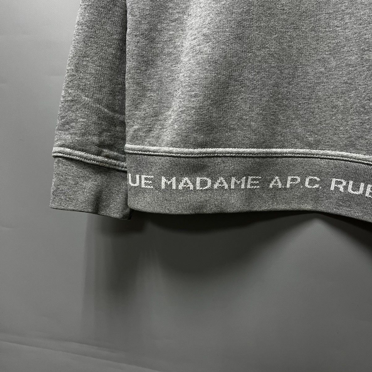 A.P.C. A.P.C. Sweatshirt Crewneck Men’s Size US S / EU 44-46 / 1 - 11 Thumbnail
