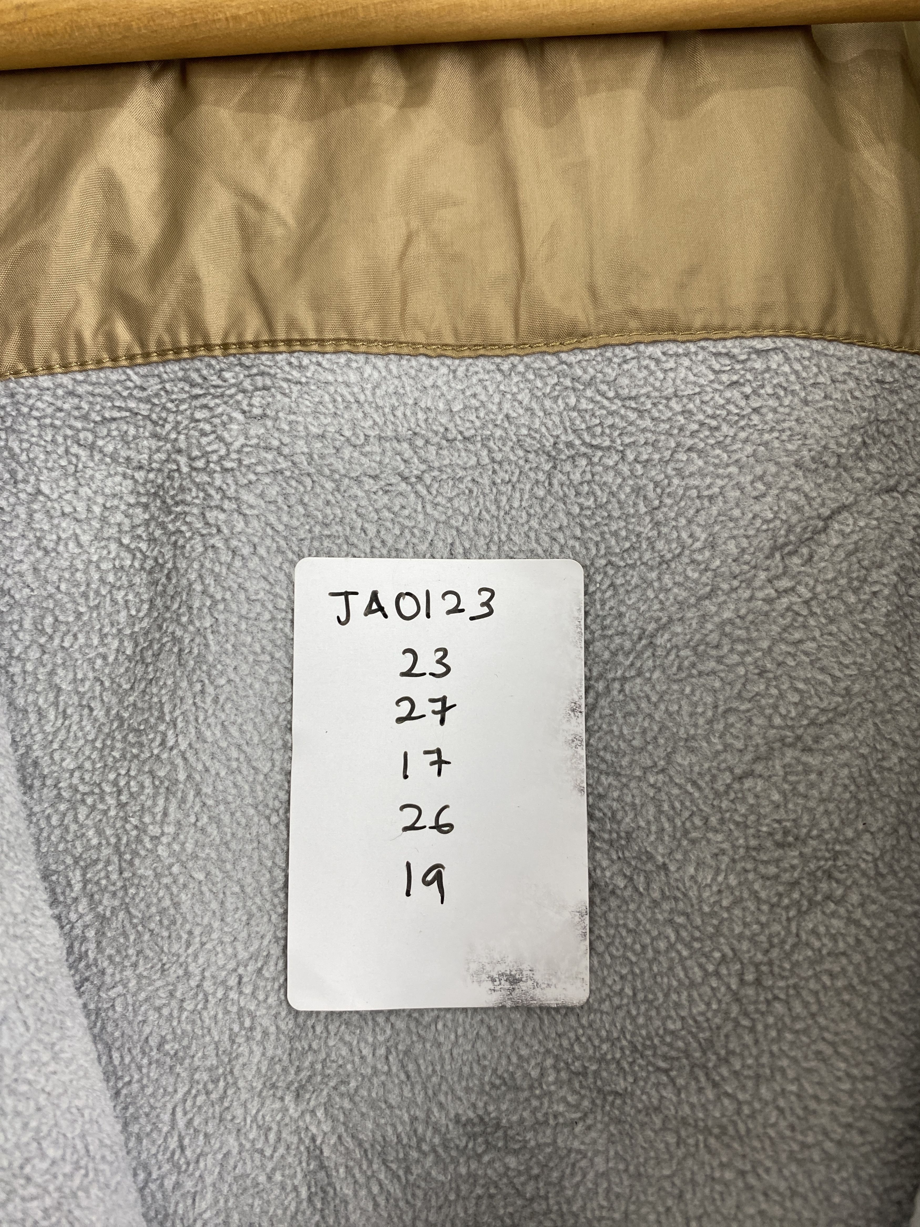 Uniqlo Vintage Uniqlo Zipper Ups Puffer Jacket Brown JA0123 Size US L / EU 52-54 / 3 - 14 Thumbnail